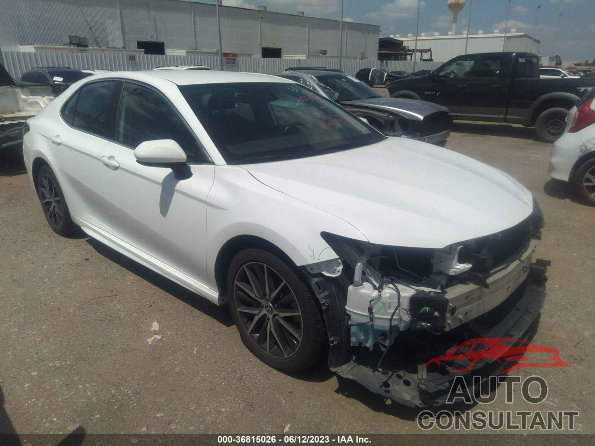 TOYOTA CAMRY 2021 - 4T1G11AK1MU524446