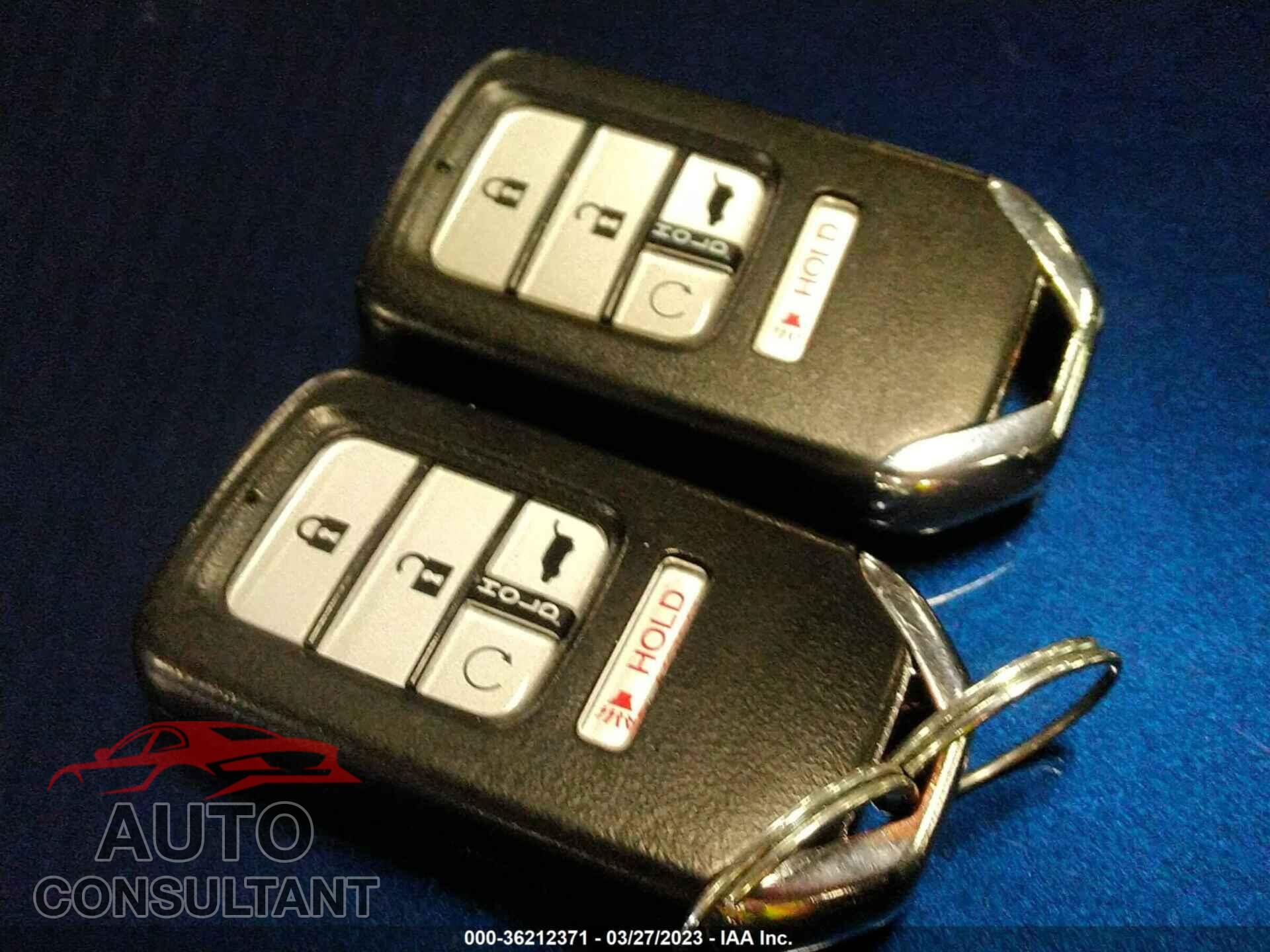 HONDA PILOT 2017 - 5FNYF6H92HB100685