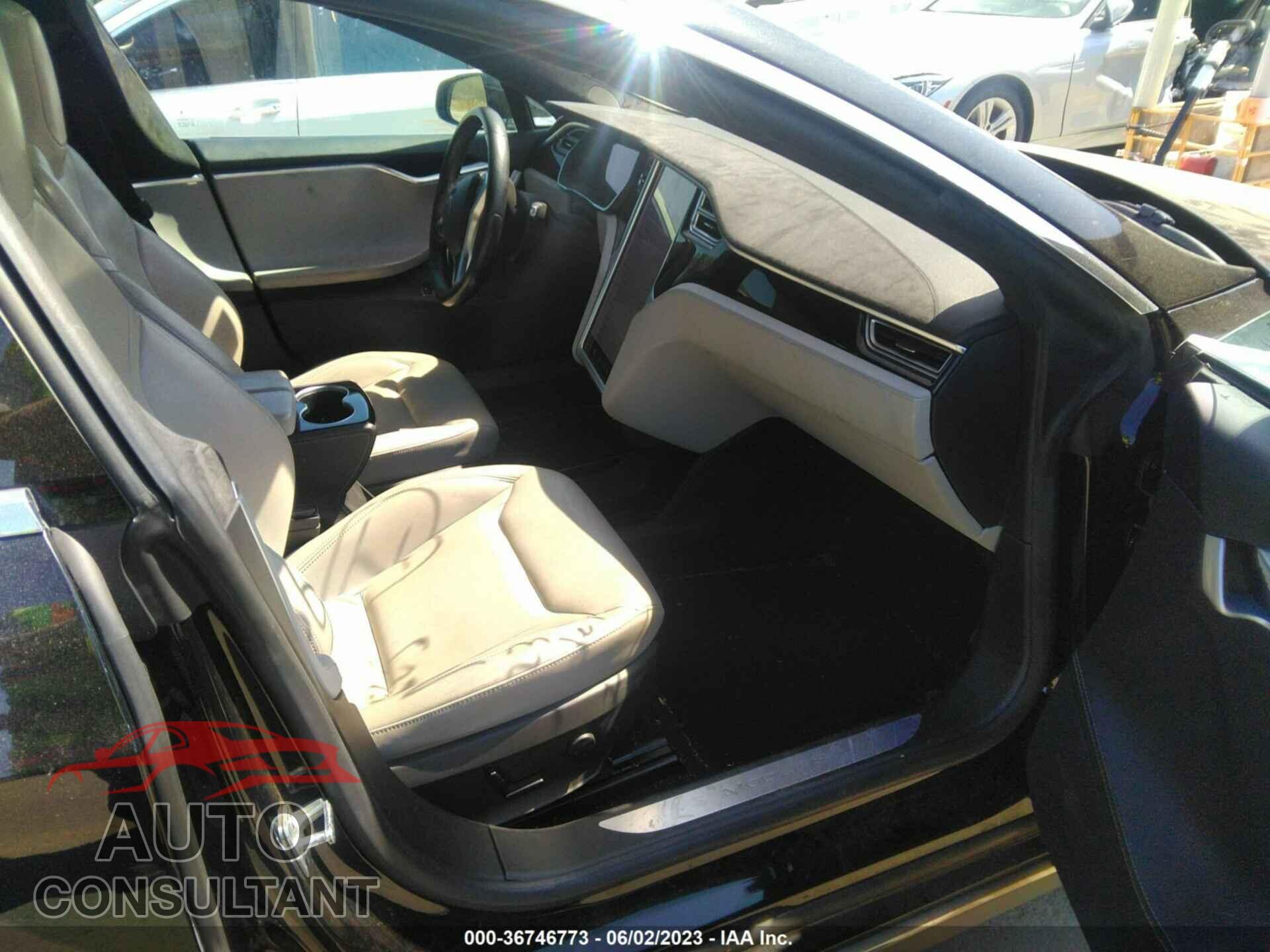TESLA MODEL S 2015 - 5YJSA1S16FF100342