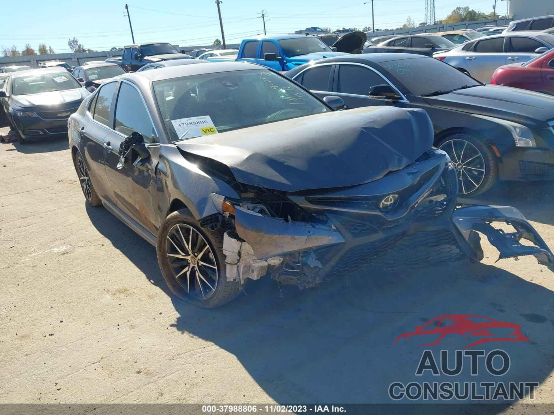 TOYOTA CAMRY 2023 - 4T1G11AK9PU724818
