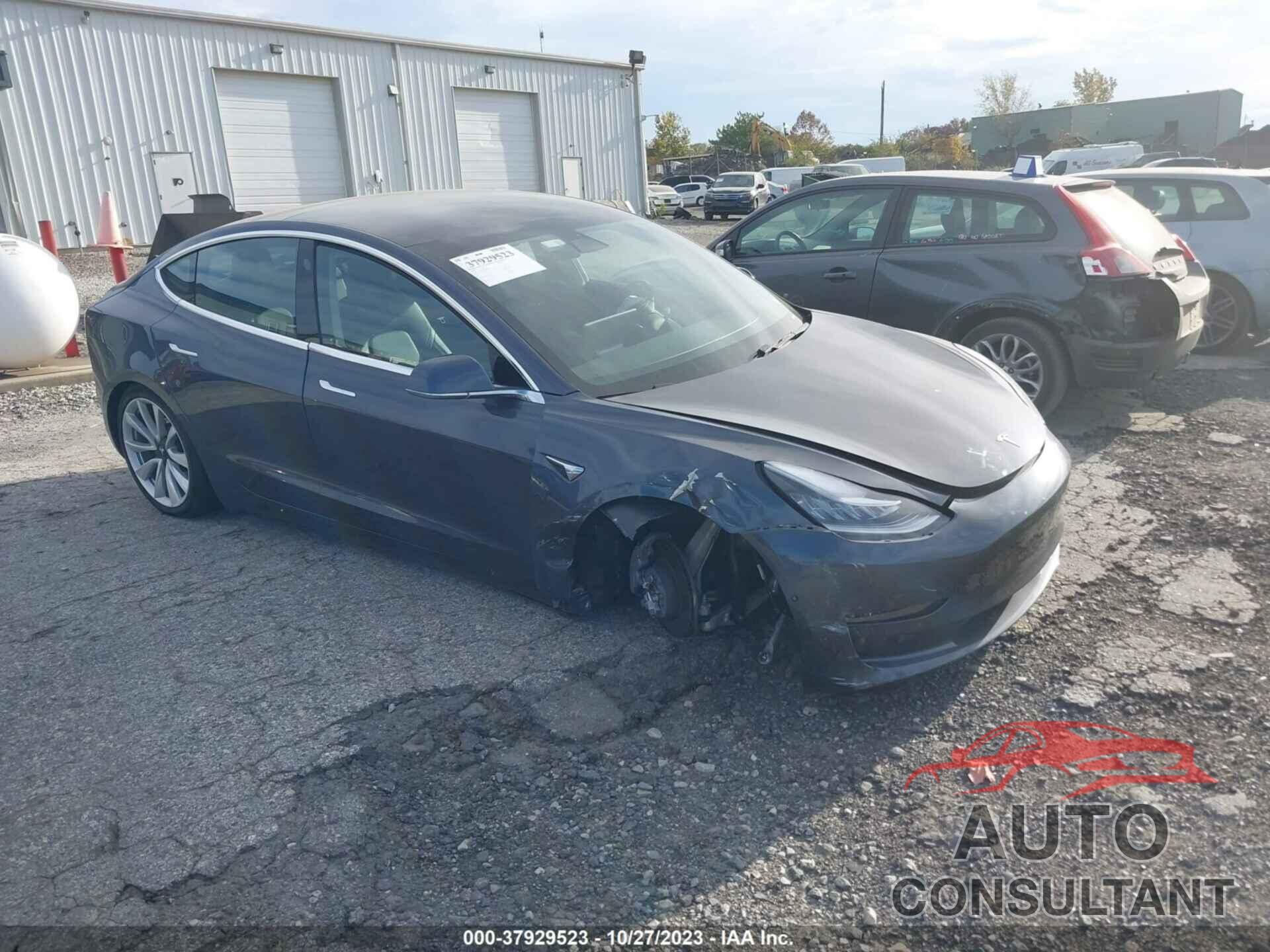 TESLA MODEL 3 2018 - 5YJ3E1EB3JF068715