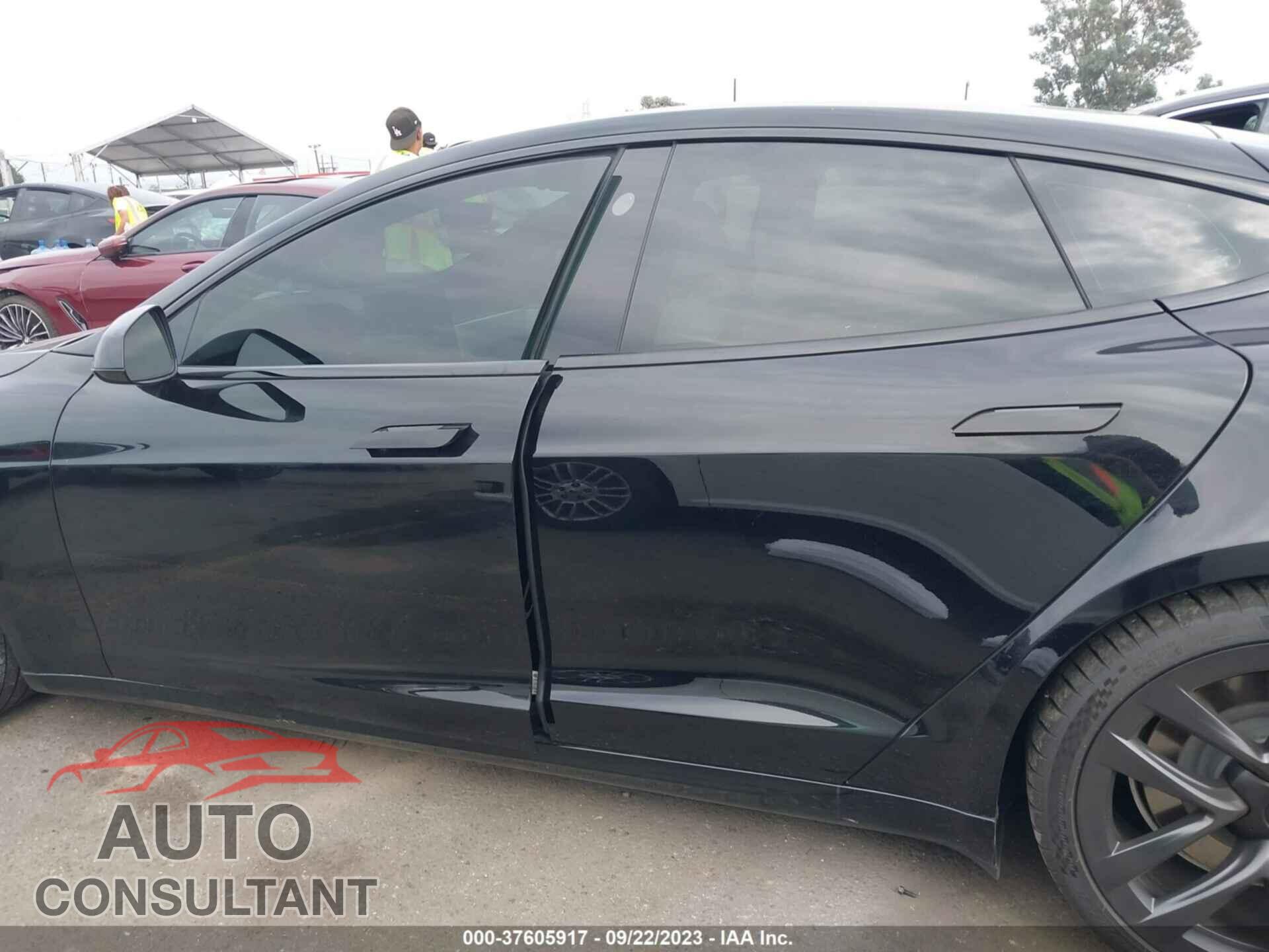 TESLA MODEL S 2022 - 5YJSA1E68NF478250