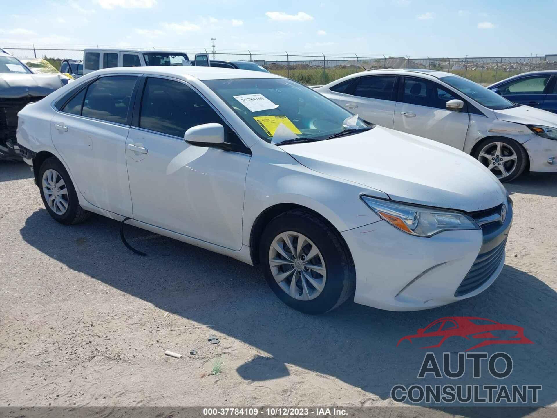 TOYOTA CAMRY 2016 - 4T4BF1FK5GR526313