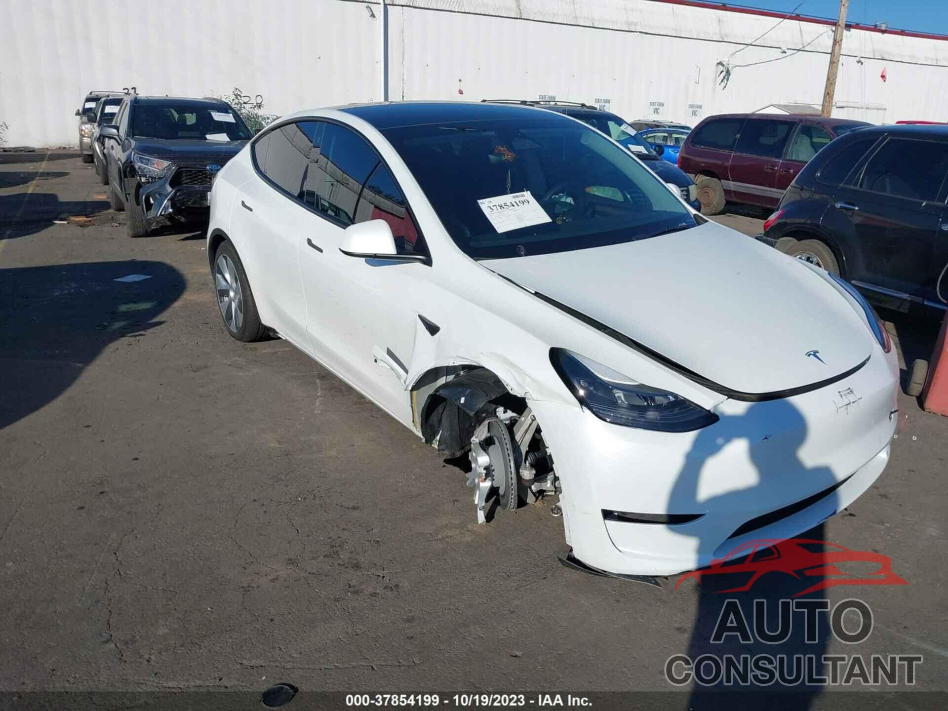 TESLA MODEL Y 2023 - 7SAYGDEE5PF754410