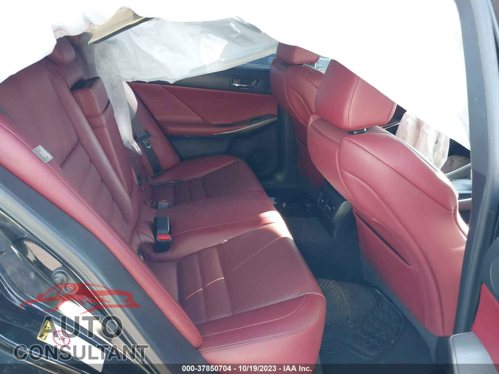 LEXUS IS 350 2014 - JTHBE1D24E5013533