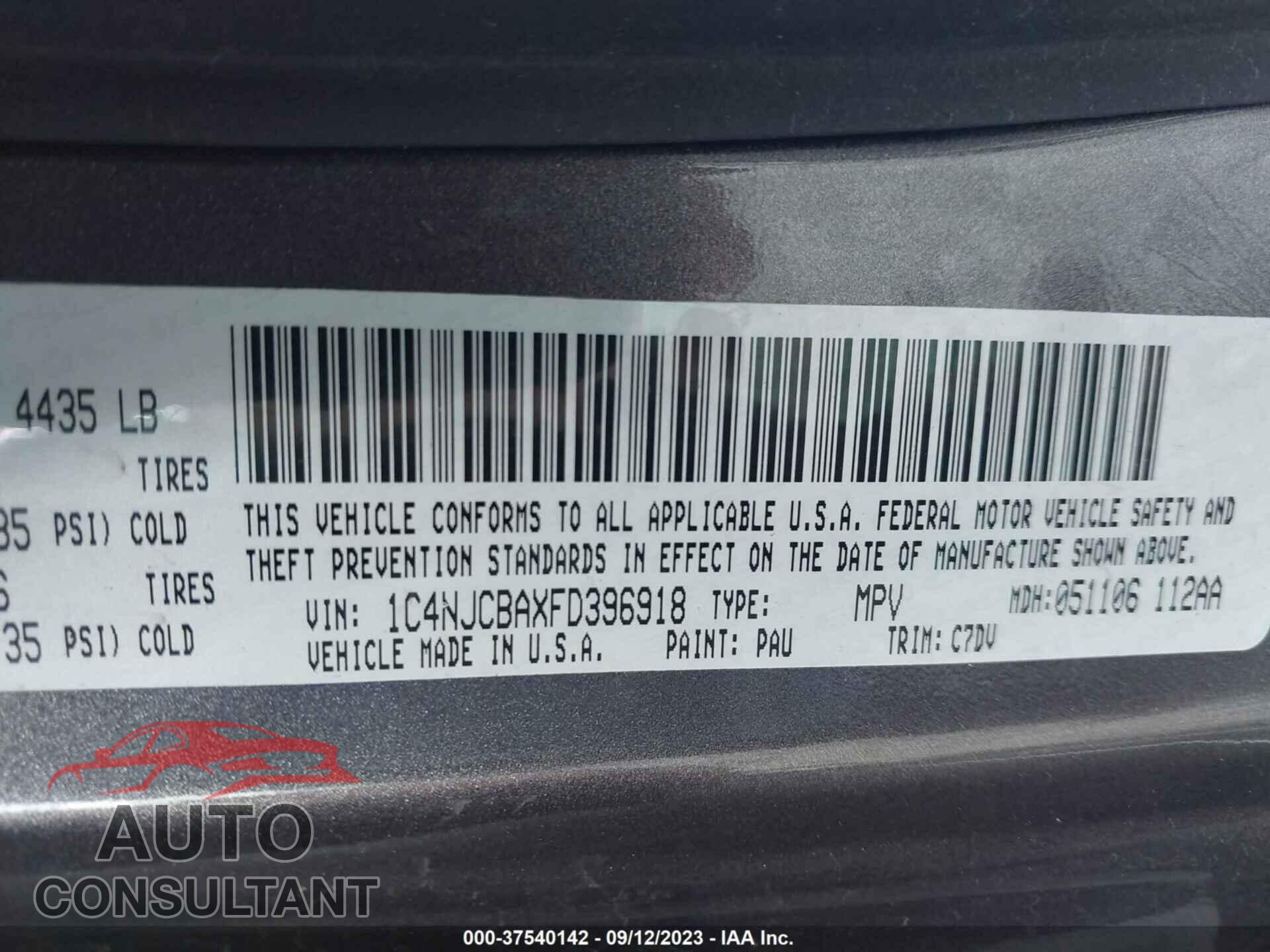 JEEP COMPASS 2015 - 1C4NJCBAXFD396918