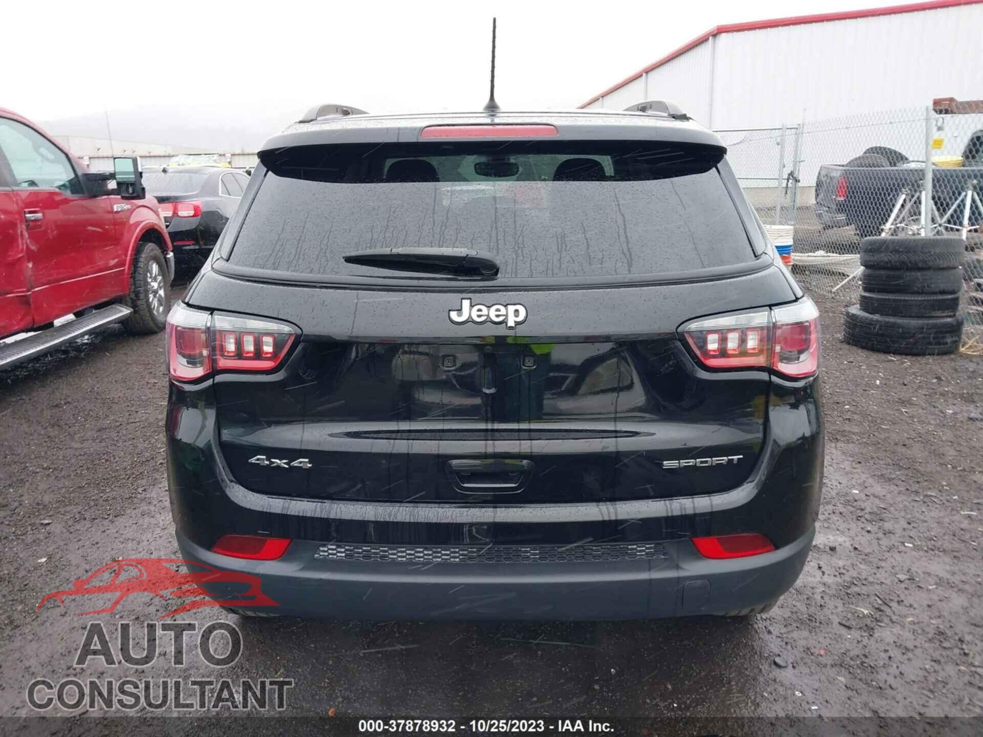 JEEP COMPASS 2018 - 3C4NJDAB3JT143751