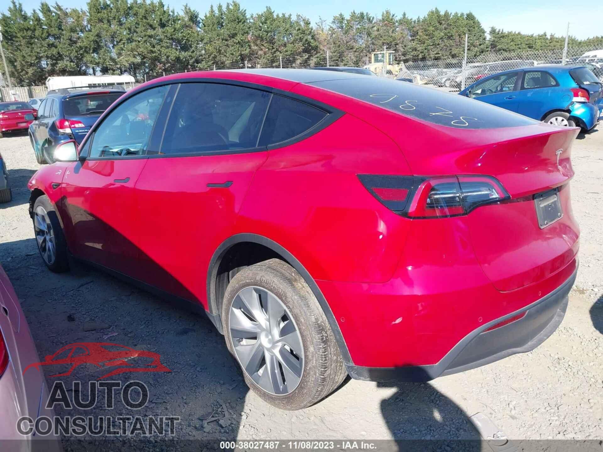 TESLA MODEL Y 2022 - 7SAYGDEE8NF357738