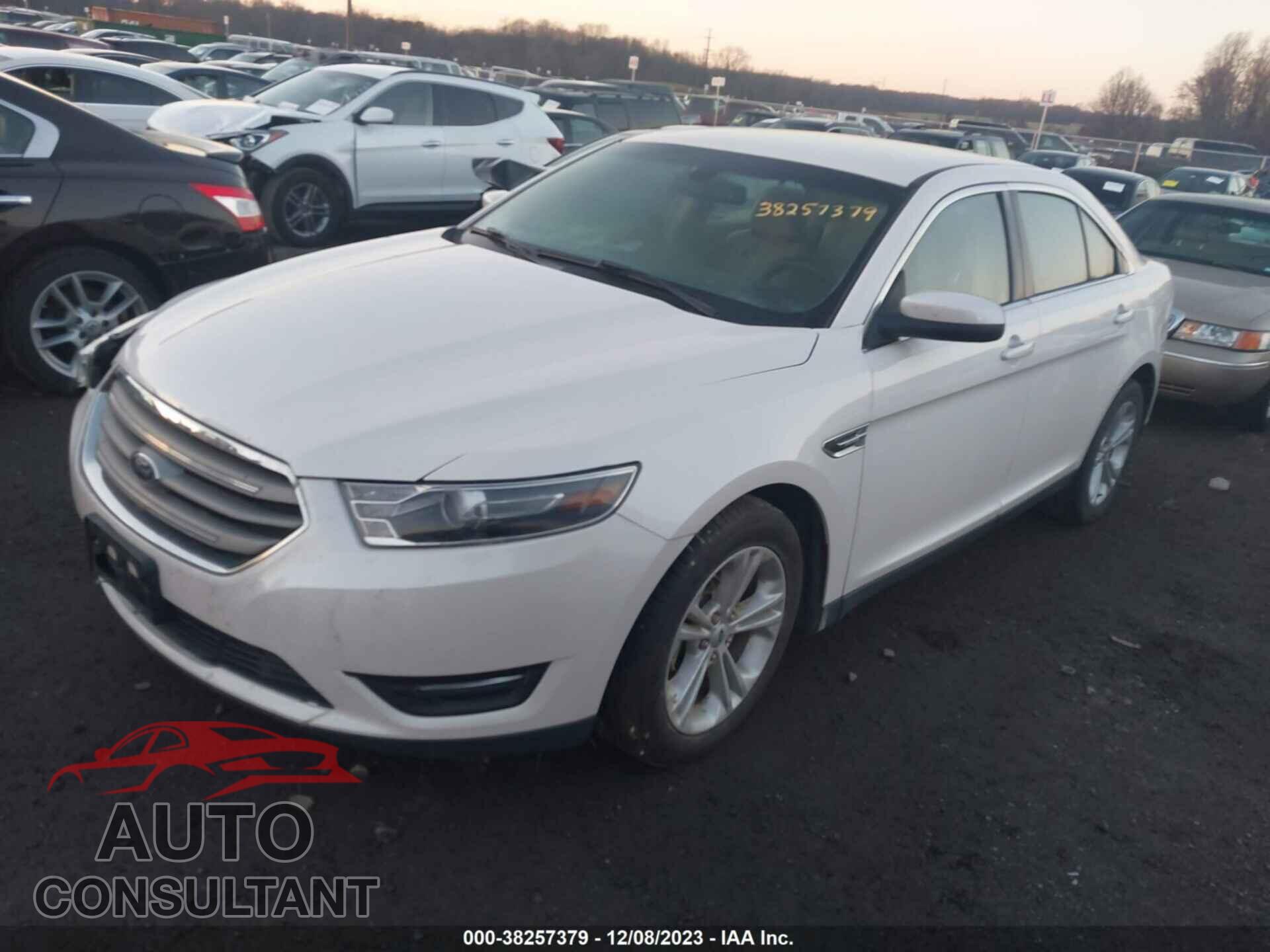 FORD TAURUS 2016 - 1FAHP2E83GG140270