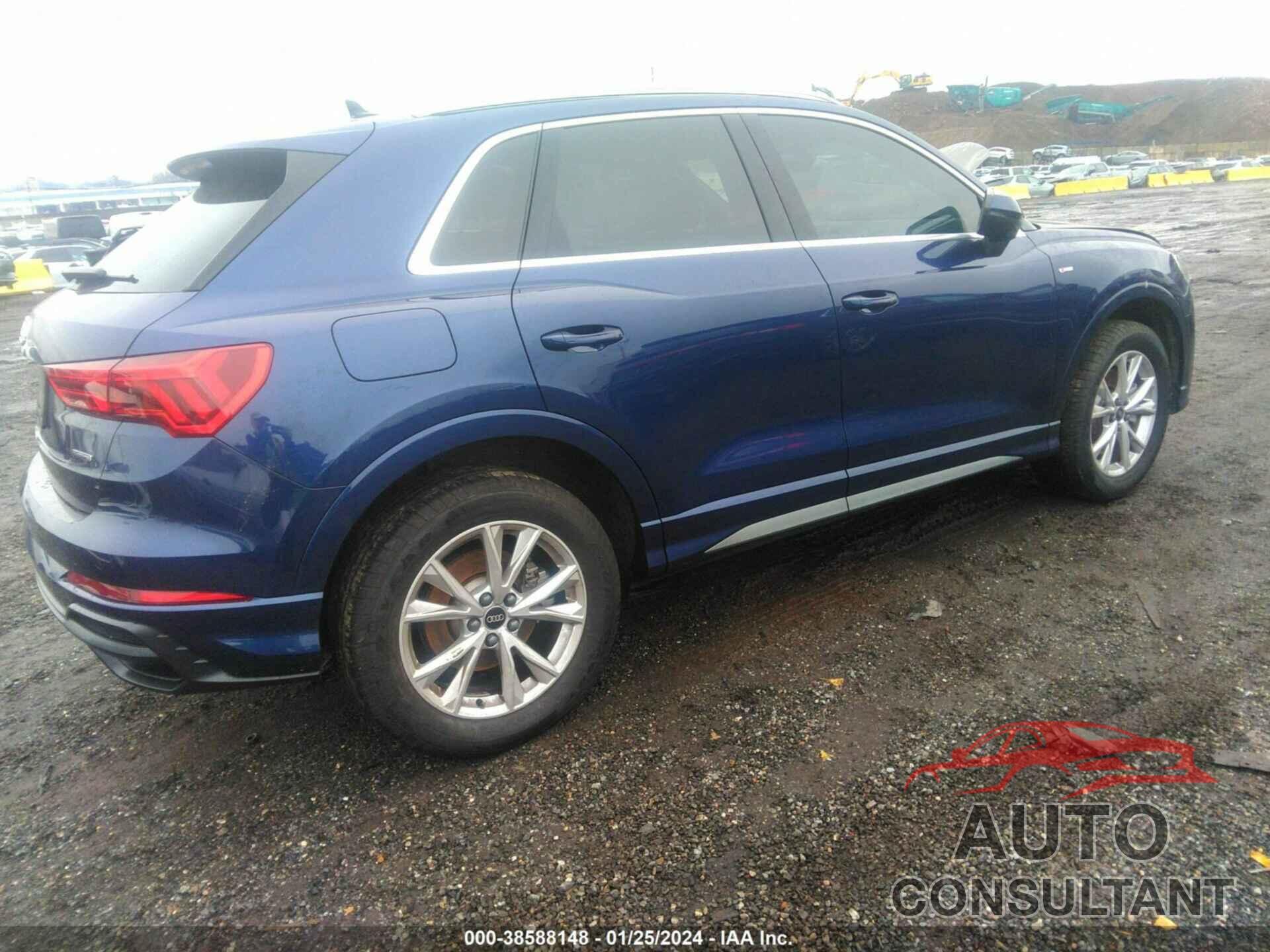 AUDI Q3 2022 - WA1EECF3XN1110186