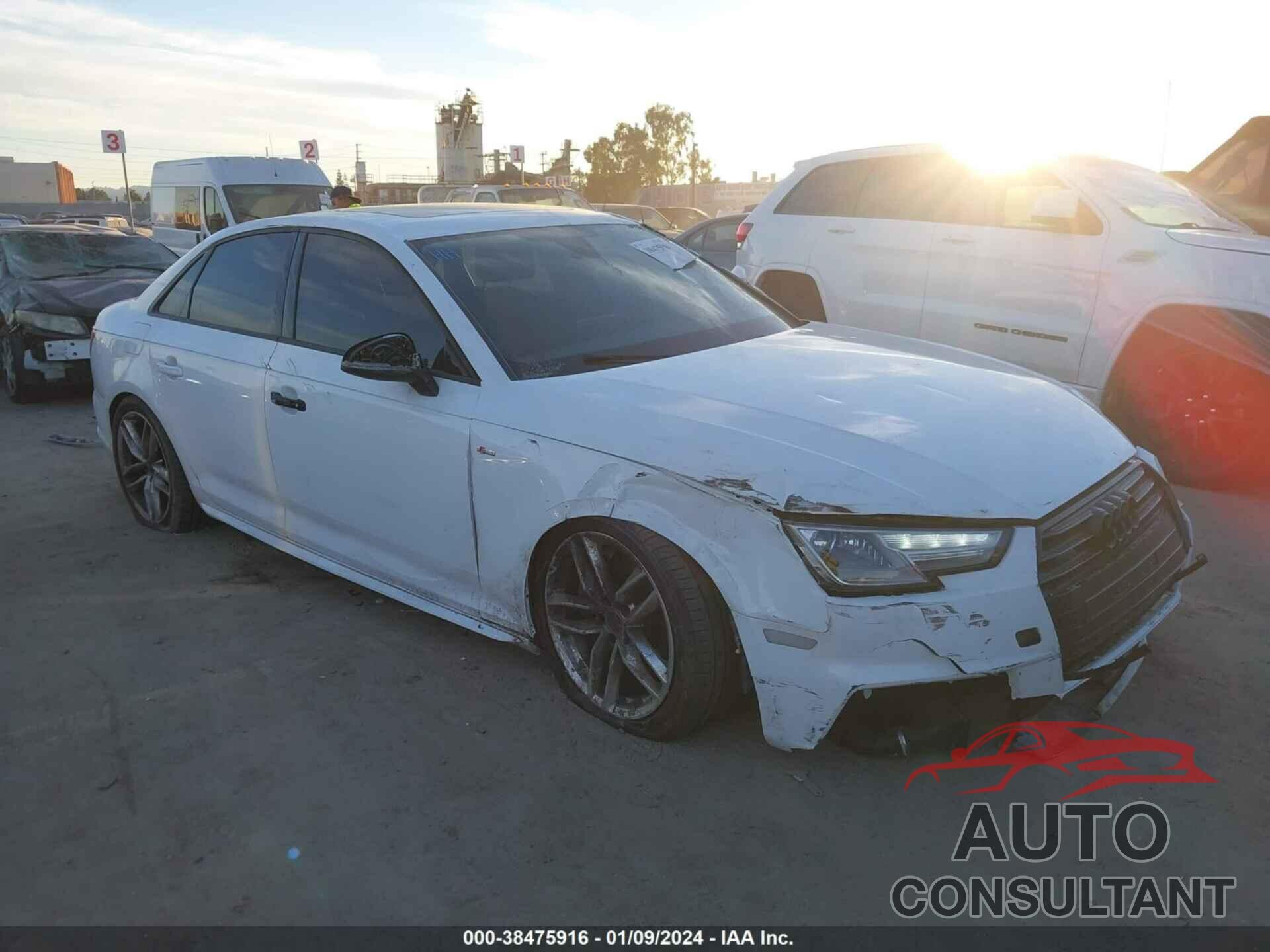 AUDI A4 2017 - WAUDNAF49HN044612