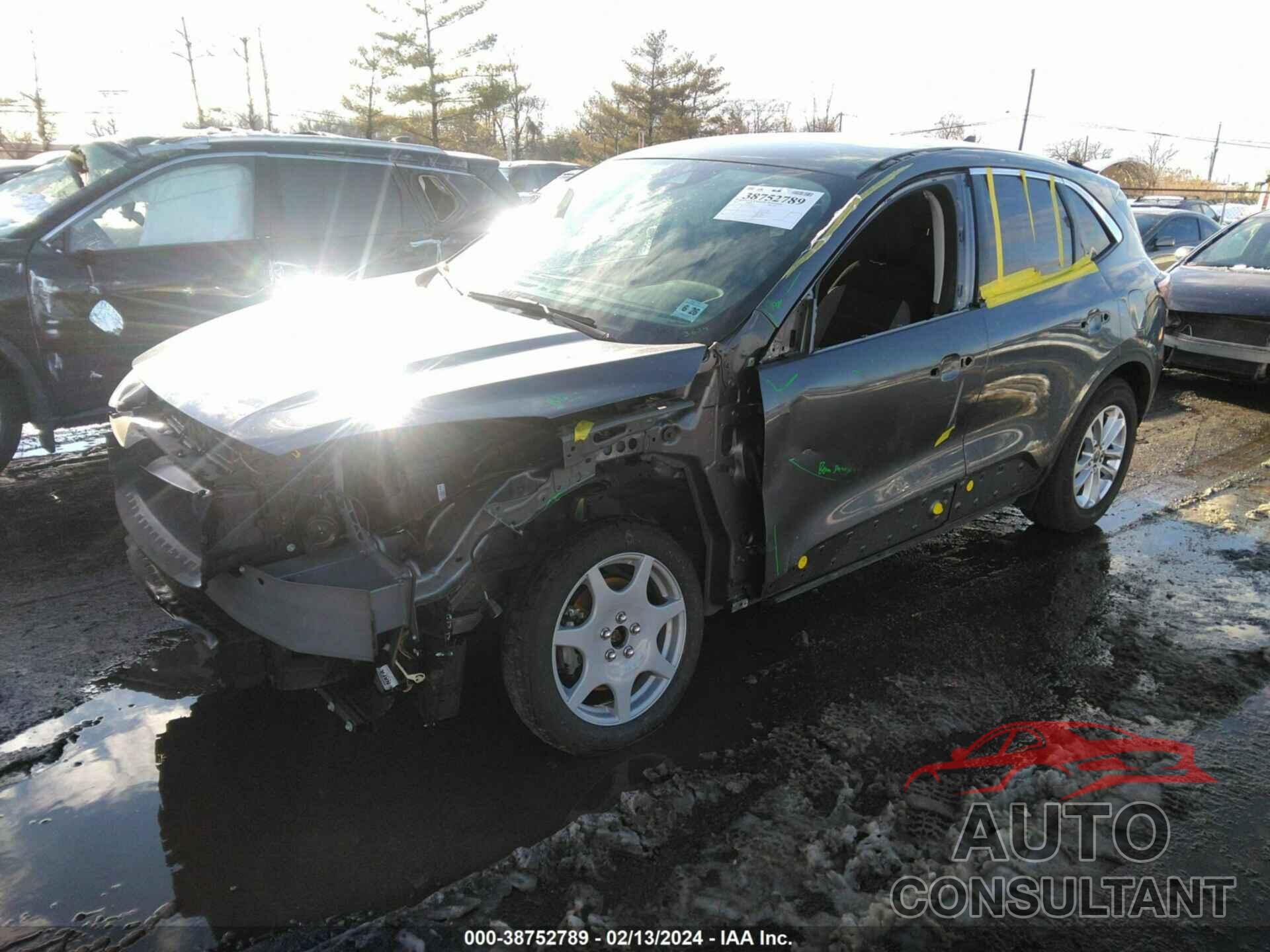 FORD ESCAPE 2021 - 1FMCU9G67MUA03634