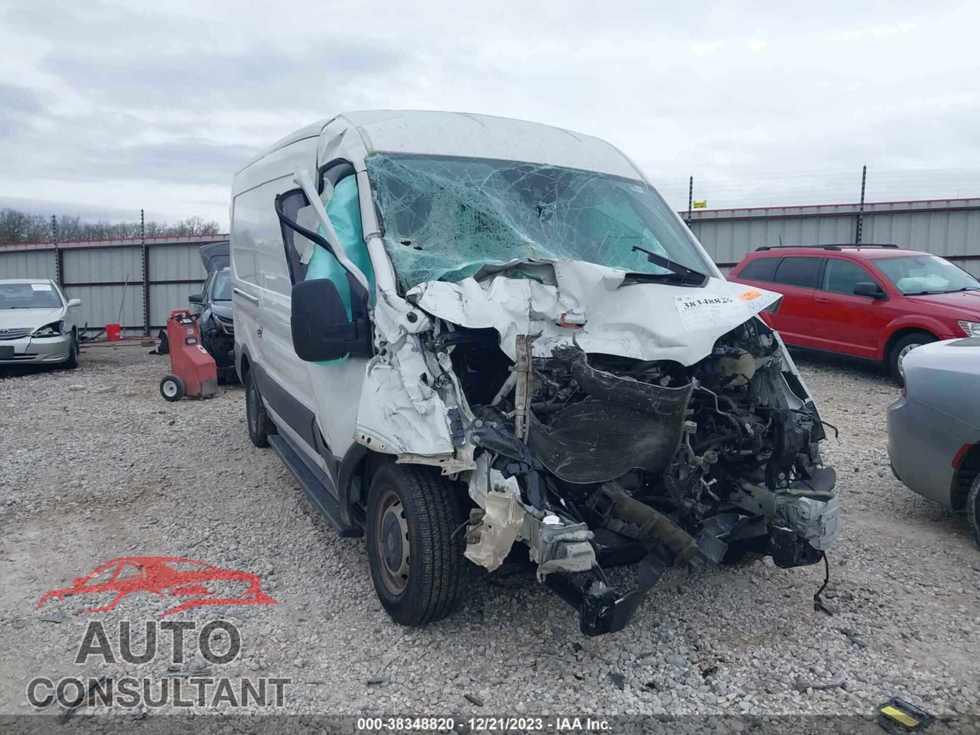 FORD TRANSIT 2018 - 1FTYR2CM6JKA71647