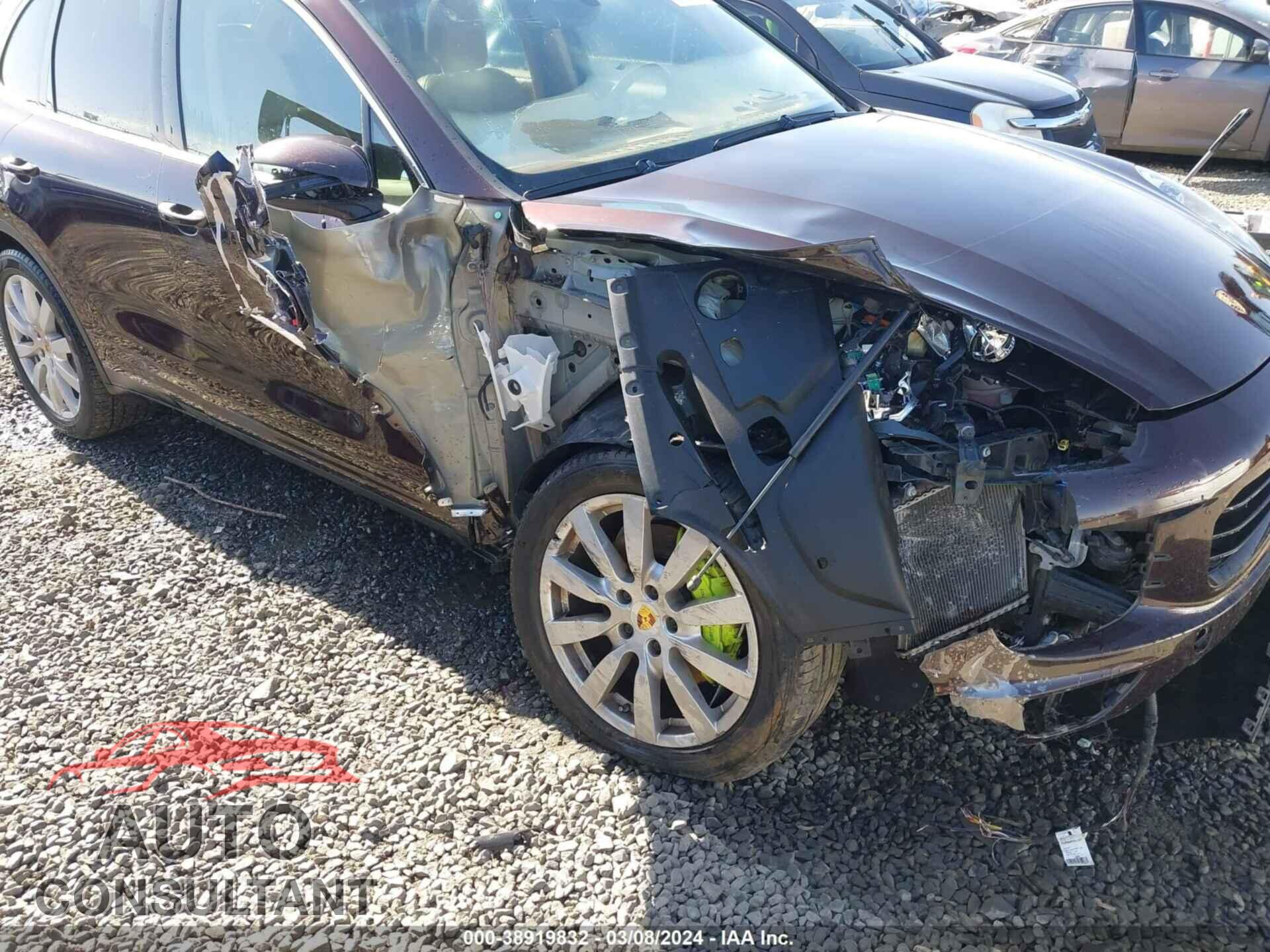 PORSCHE CAYENNE E-HYBRID 2016 - WP1AE2A20GLA61857