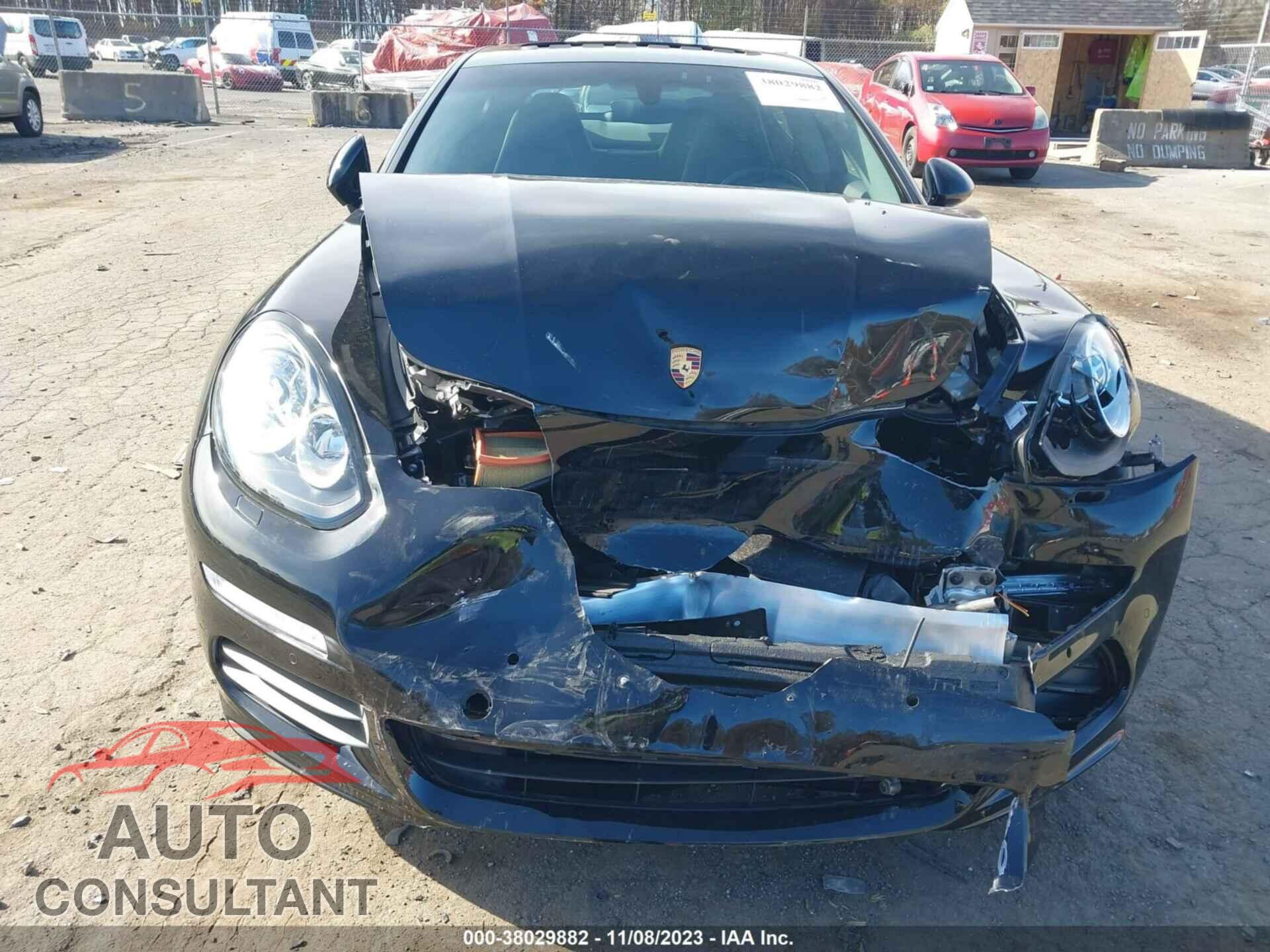PORSCHE PANAMERA 2015 - WP0AA2A7XFL006307