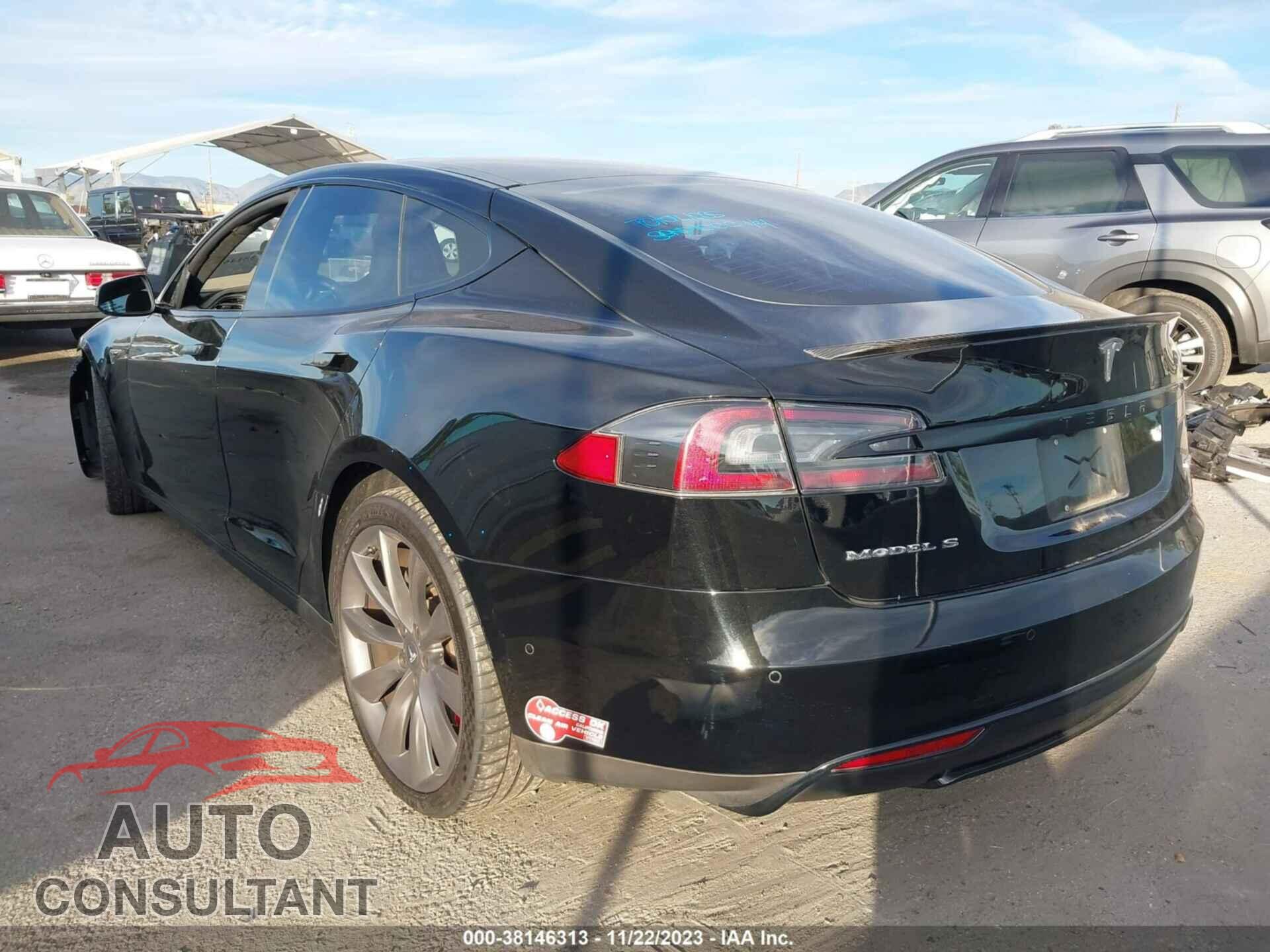 TESLA MODEL S 2015 - 5YJSA1V4XFF098939