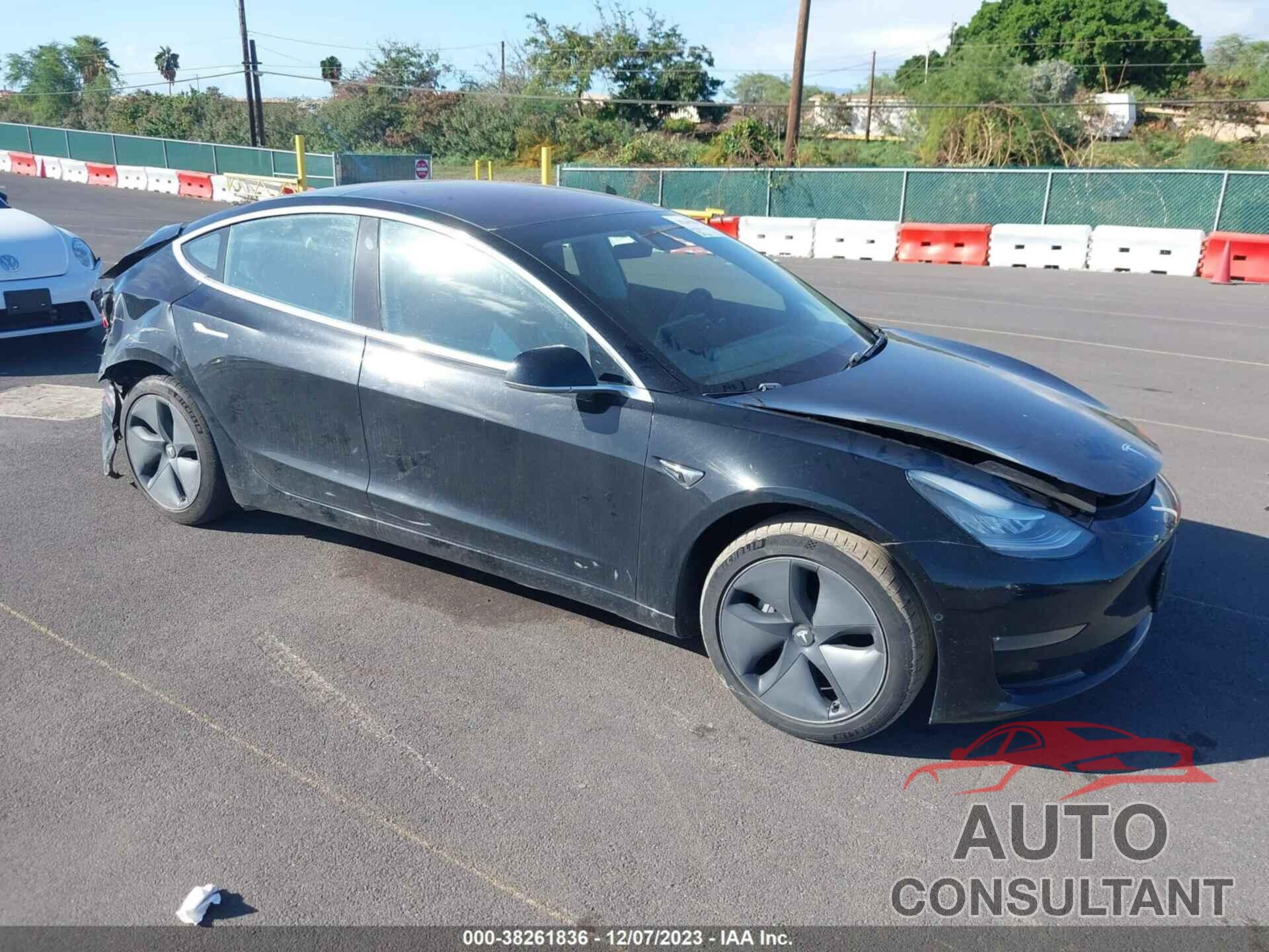 TESLA MODEL 3 2018 - 5YJ3E1EA5JF152252