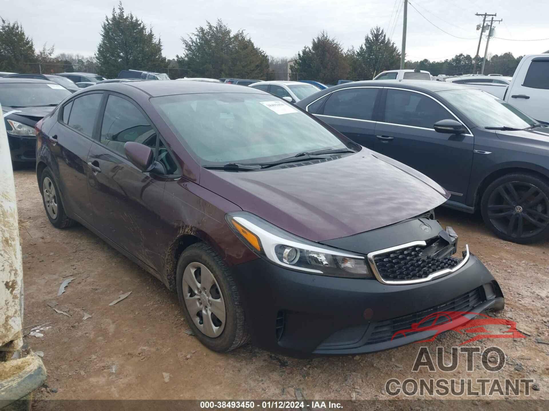 KIA FORTE 2018 - 3KPFK4A74JE258182