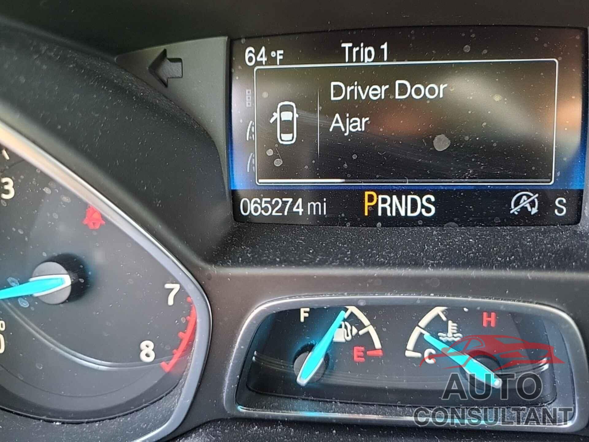 FORD ESCAPE 2019 - 1FMCU0GD6KUB33220