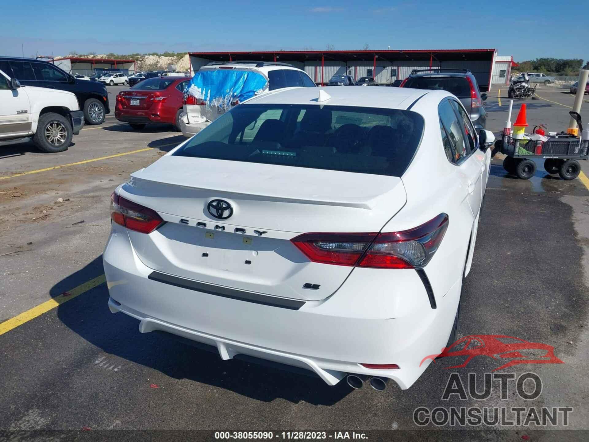 TOYOTA CAMRY 2023 - 4T1T11AK3PU747249