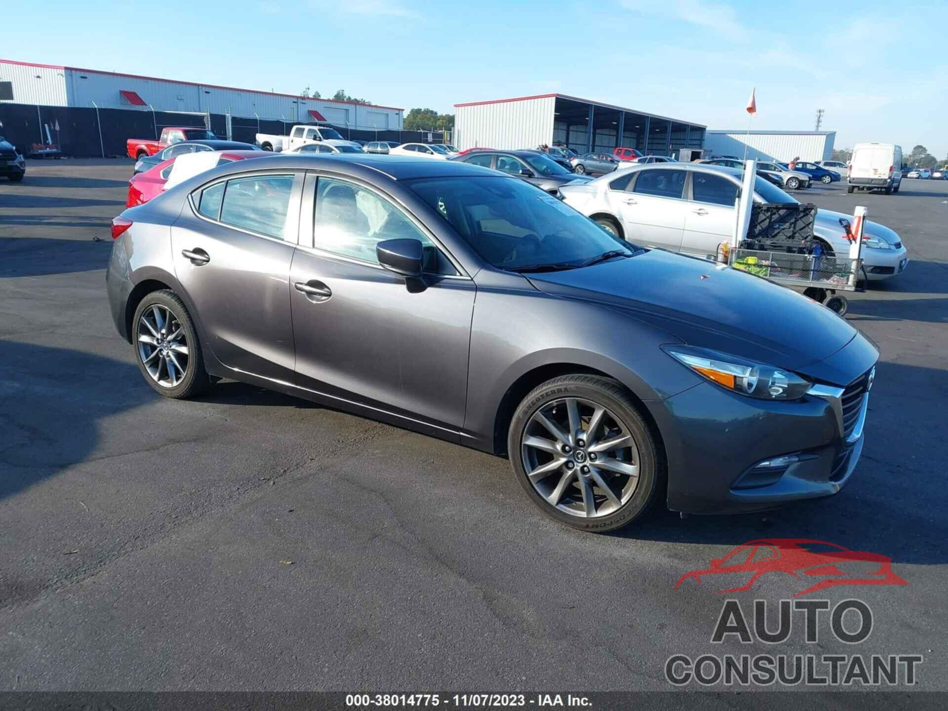 MAZDA MAZDA3 2018 - 3MZBN1V33JM265428