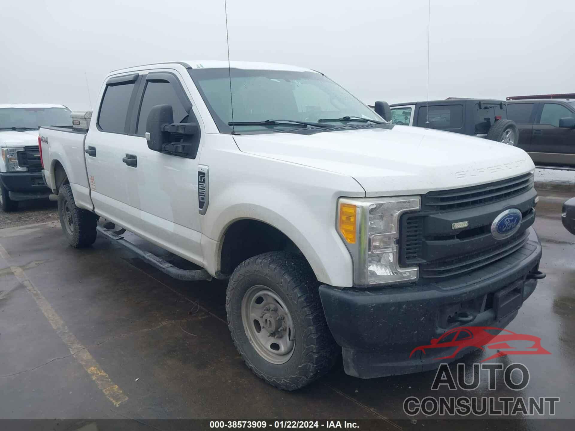 FORD F-250 2017 - 1FT7W2B60HEF24774