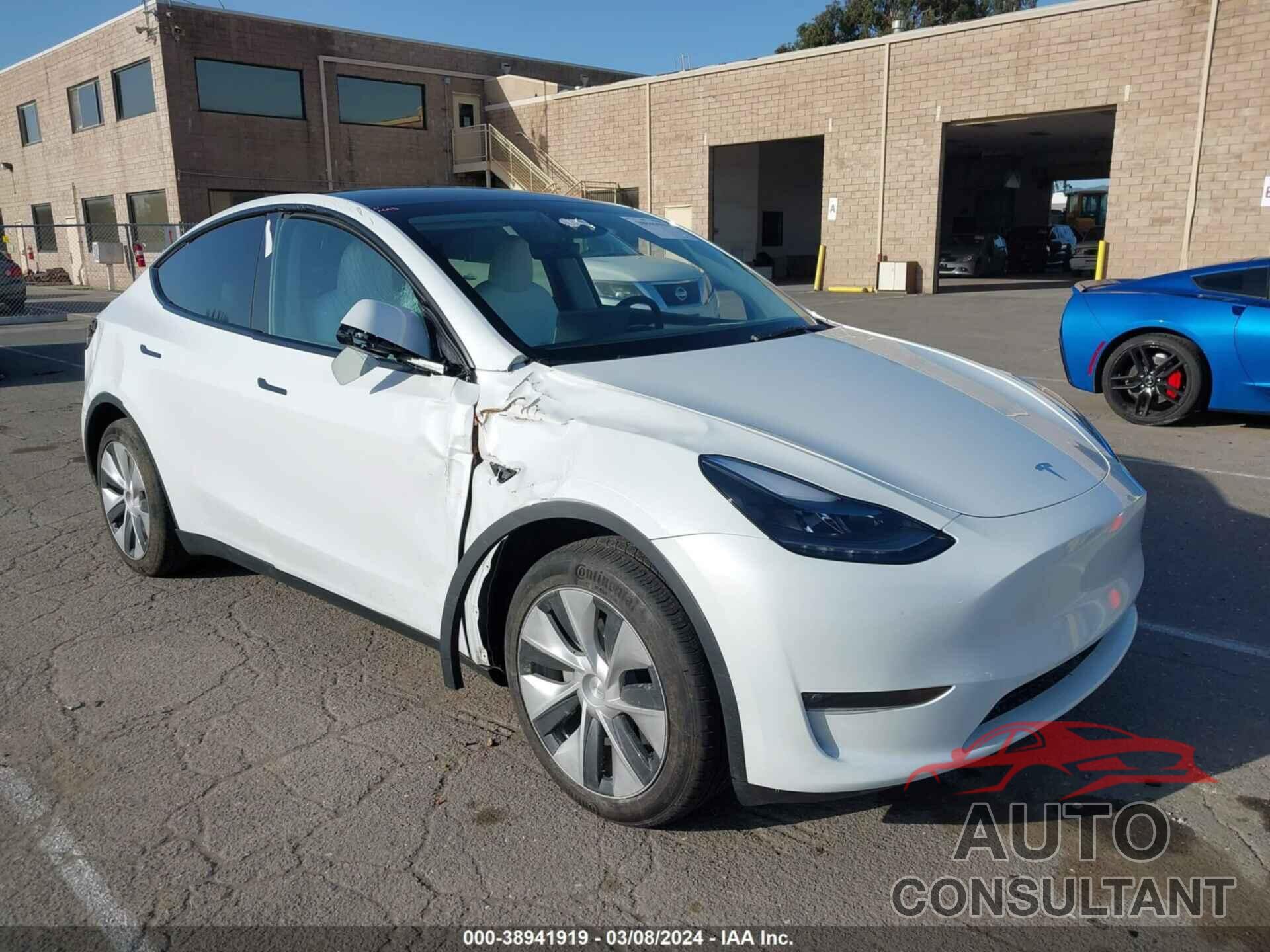 TESLA MODEL Y 2023 - 7SAYGDEDXPF977162