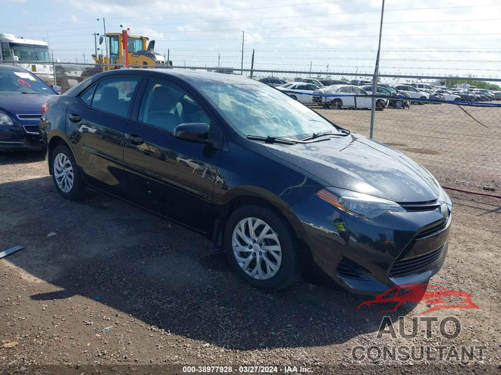 TOYOTA COROLLA 2017 - 2T1BURHE4HC900600