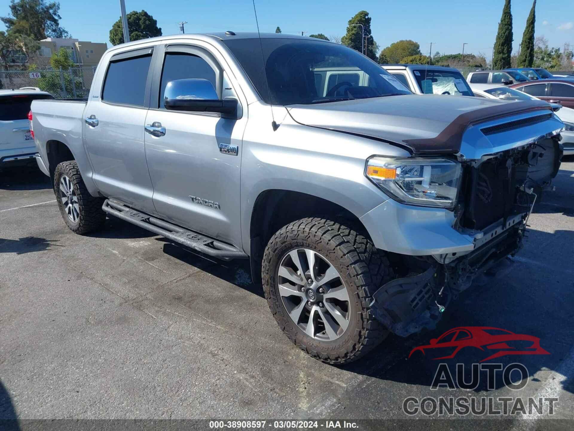 TOYOTA TUNDRA 2018 - 5TFFY5F17JX238467