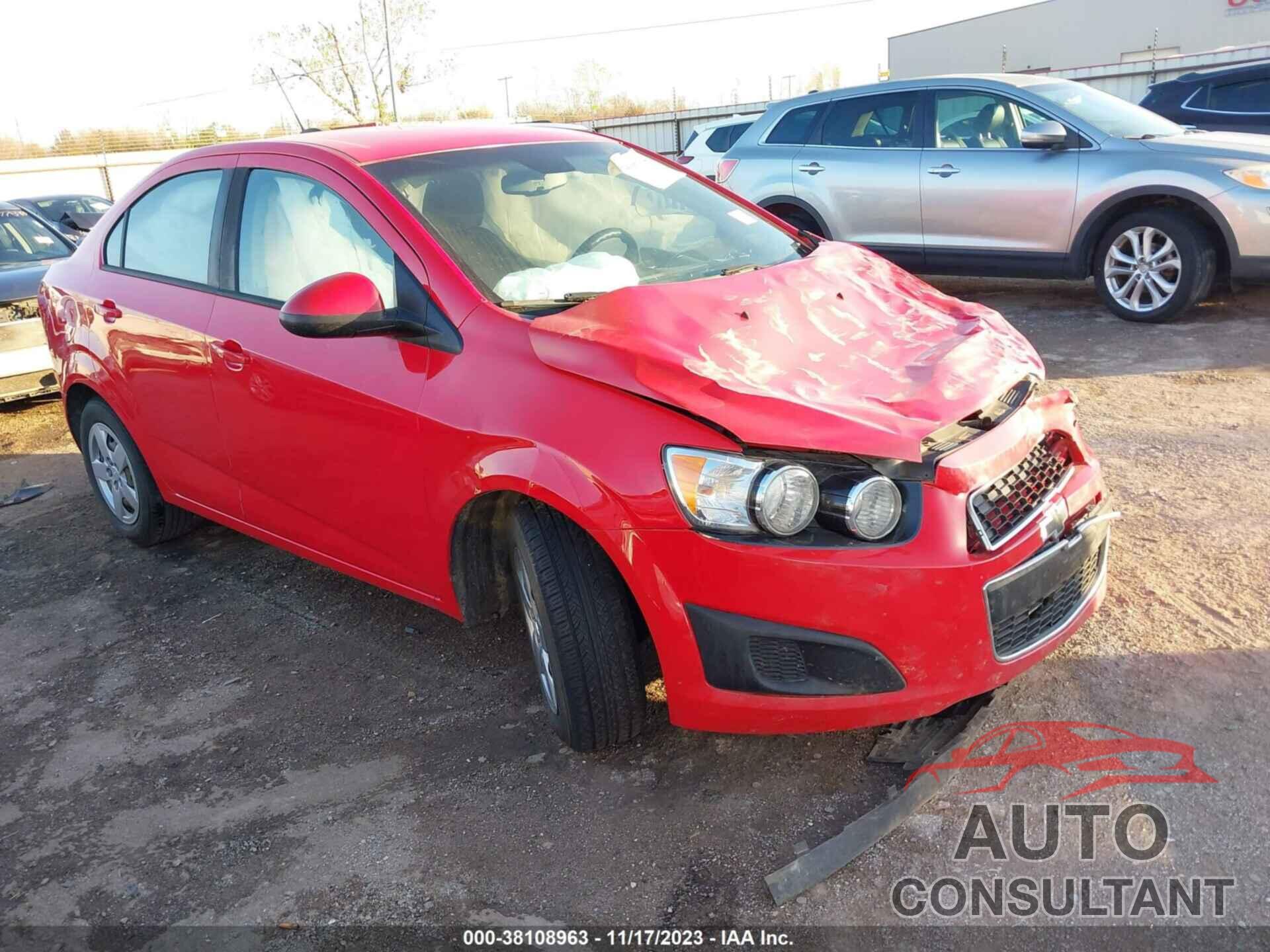 CHEVROLET SONIC 2016 - 1G1JA5SH2G4129208