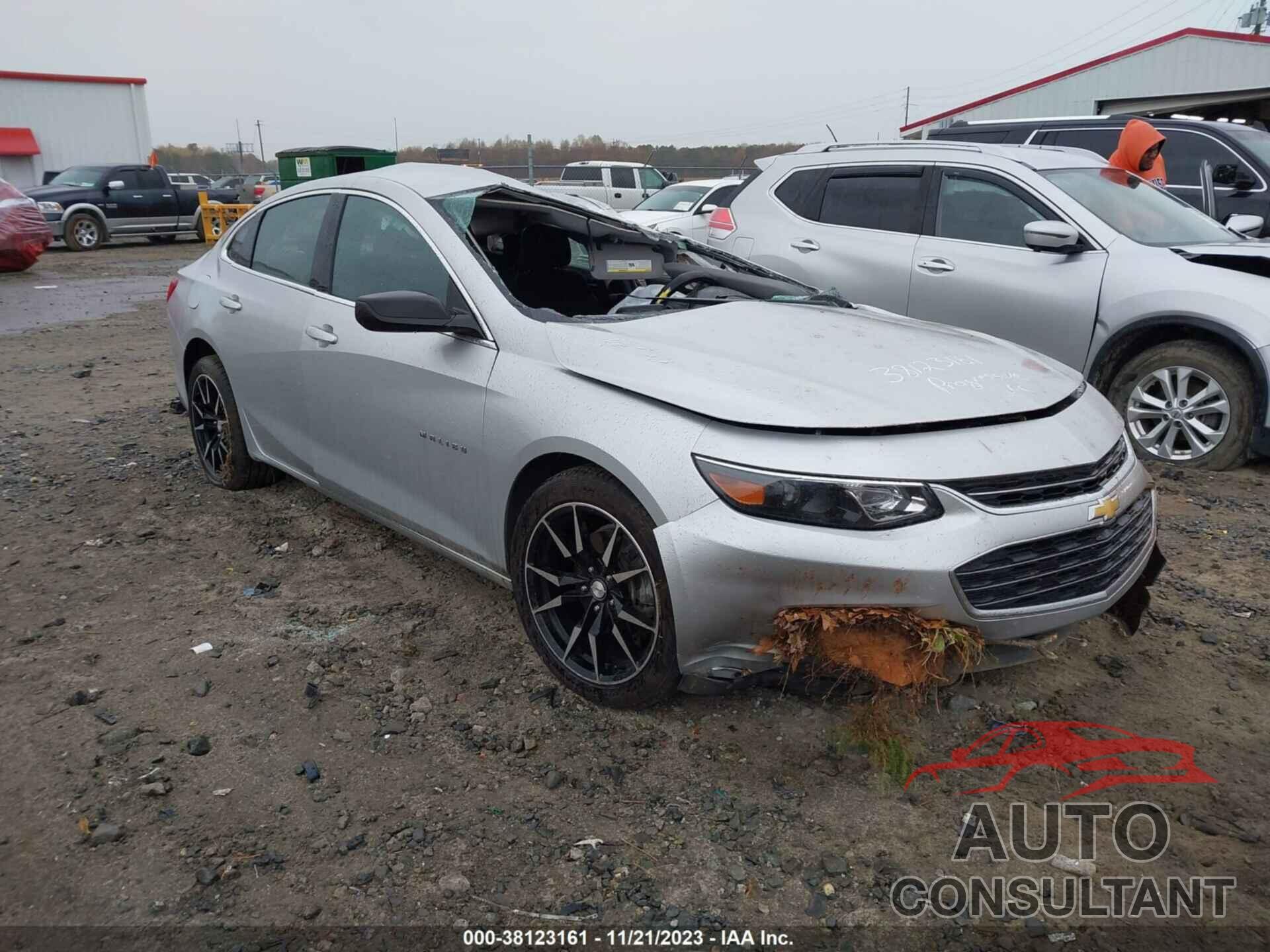 CHEVROLET MALIBU 2018 - 1G1ZB5ST7JF157358