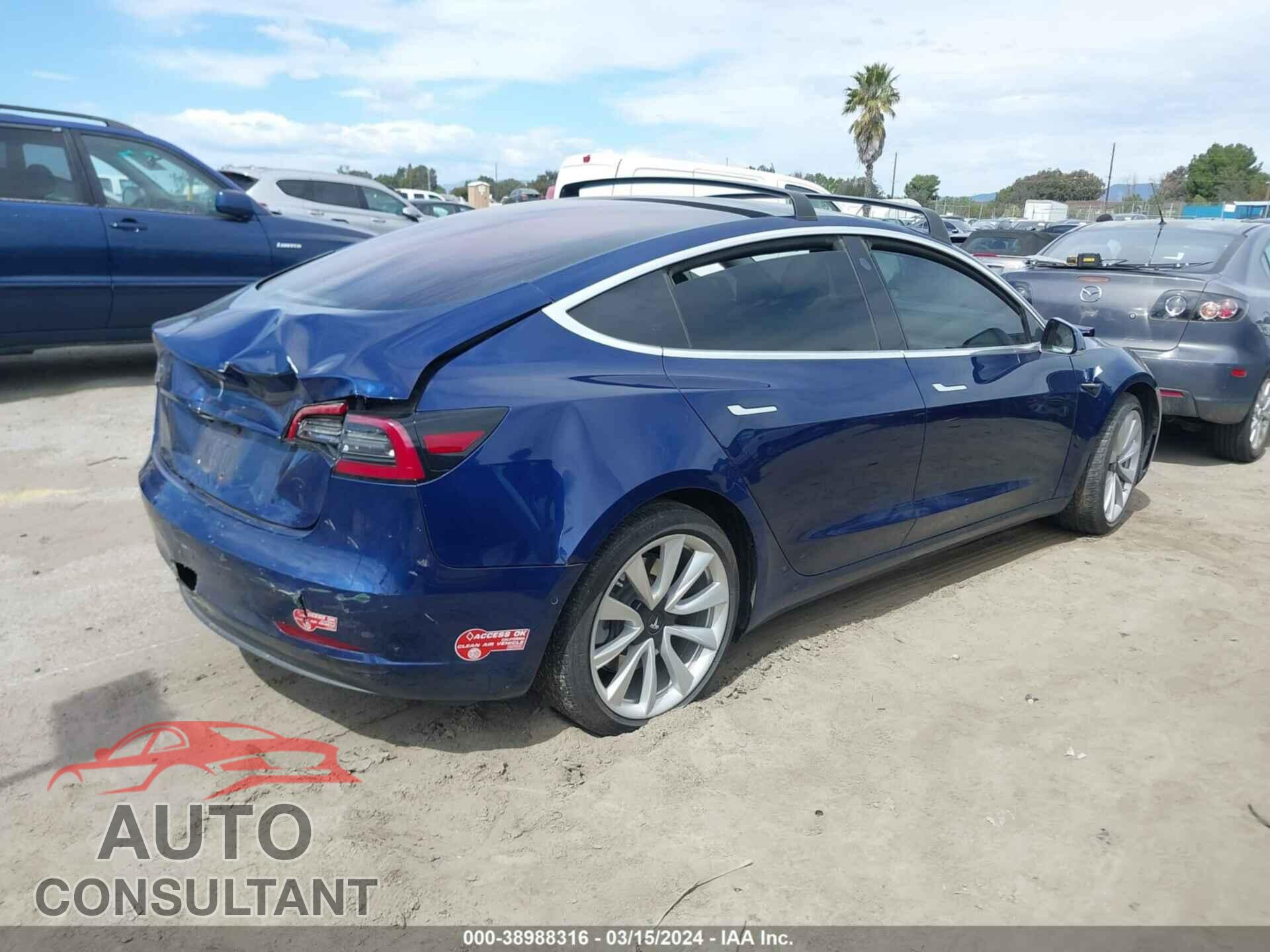 TESLA MODEL 3 2018 - 5YJ3E1EA8JF035863