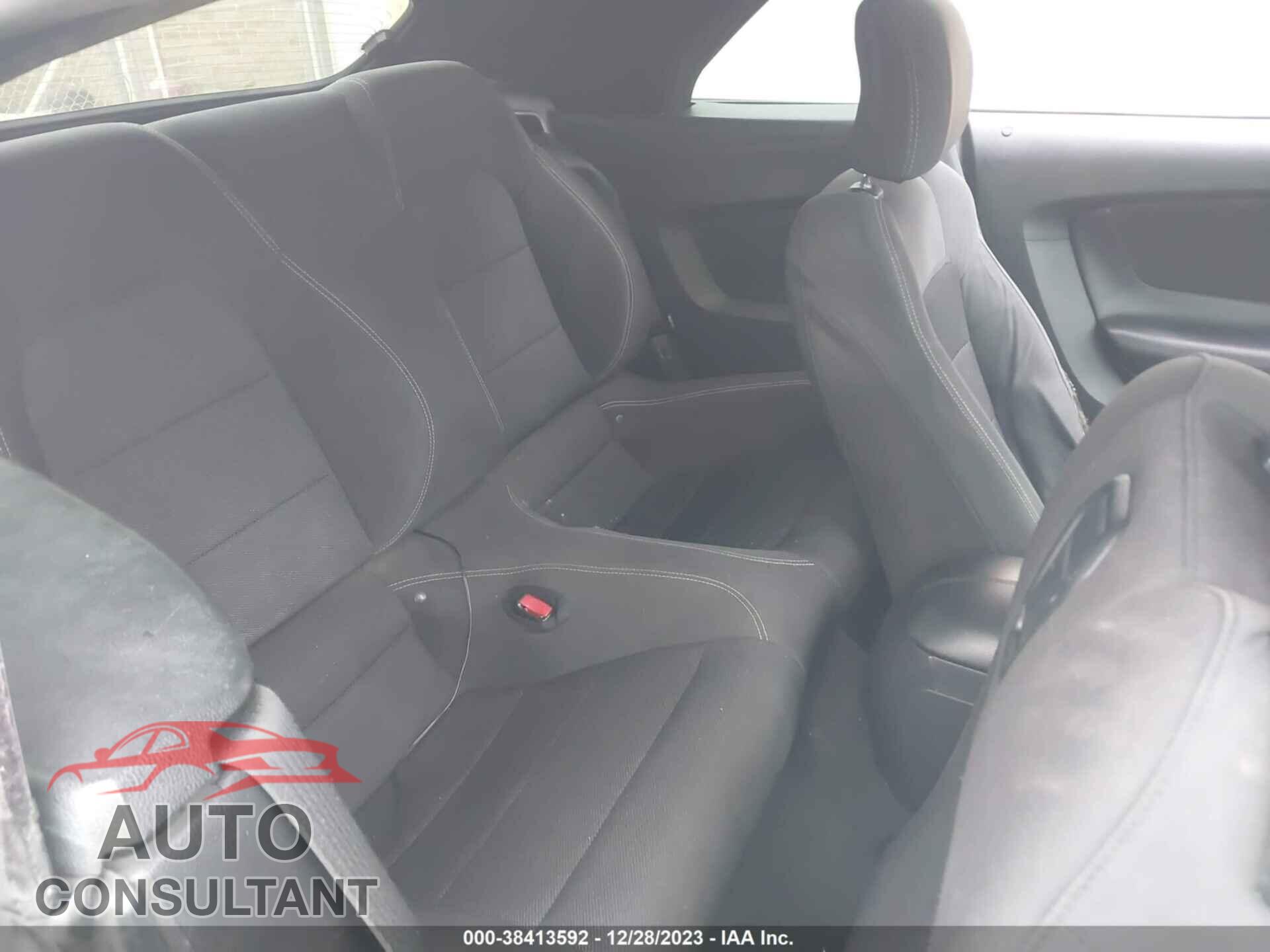 FORD MUSTANG 2016 - 1FATP8EM3G5247003