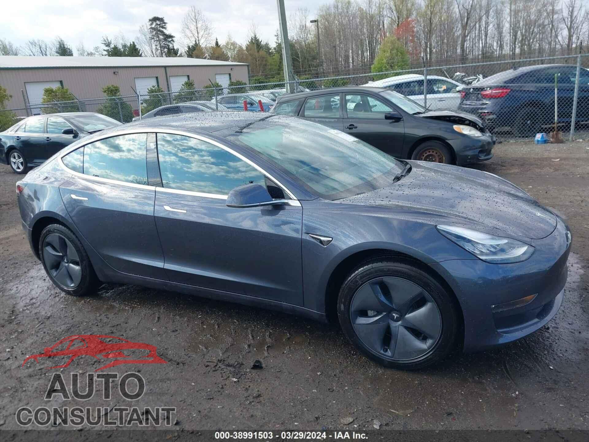TESLA MODEL 3 2019 - 5YJ3E1EA5KF411002