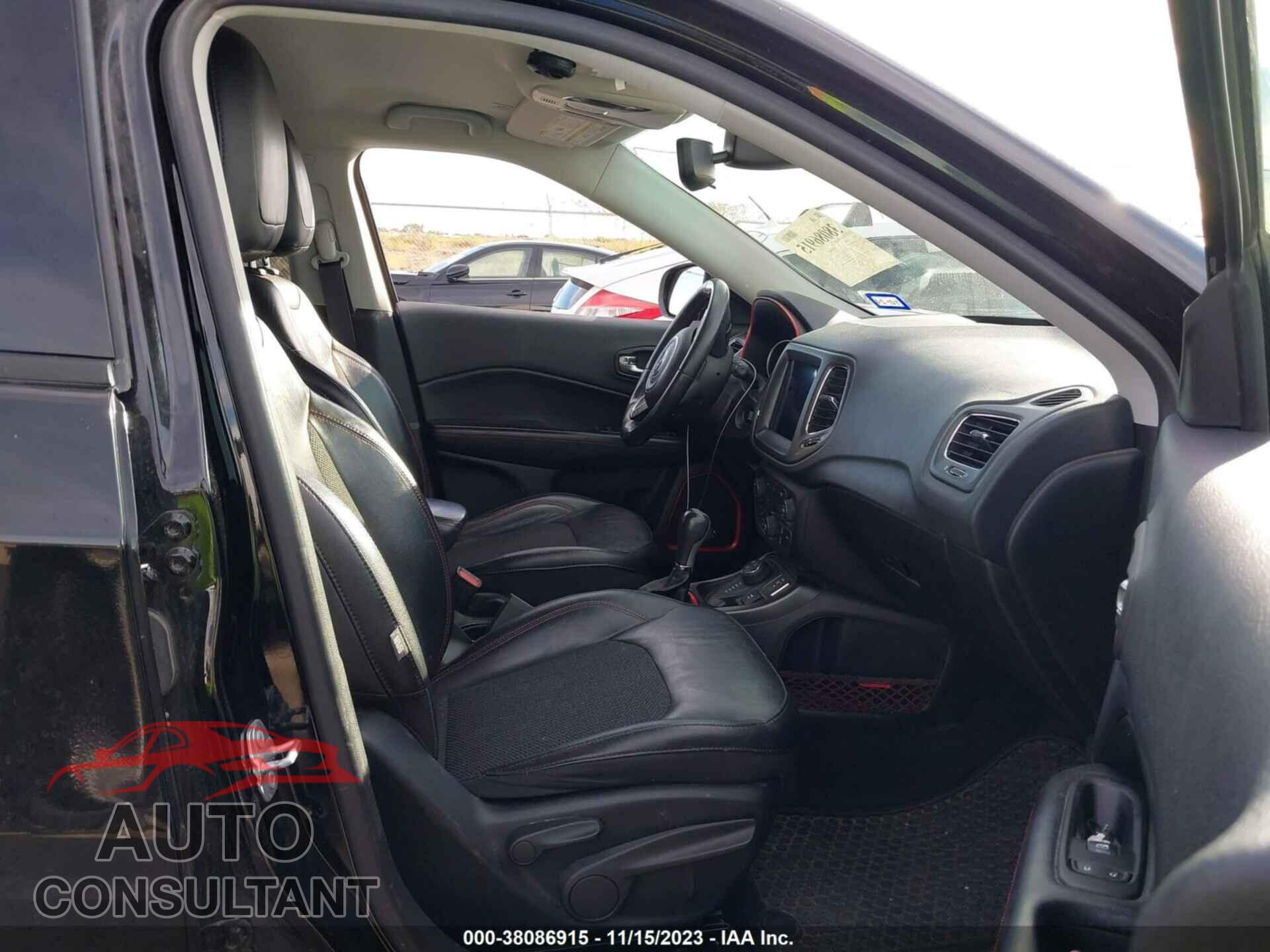 JEEP COMPASS 2019 - 3C4NJDDB6KT665299