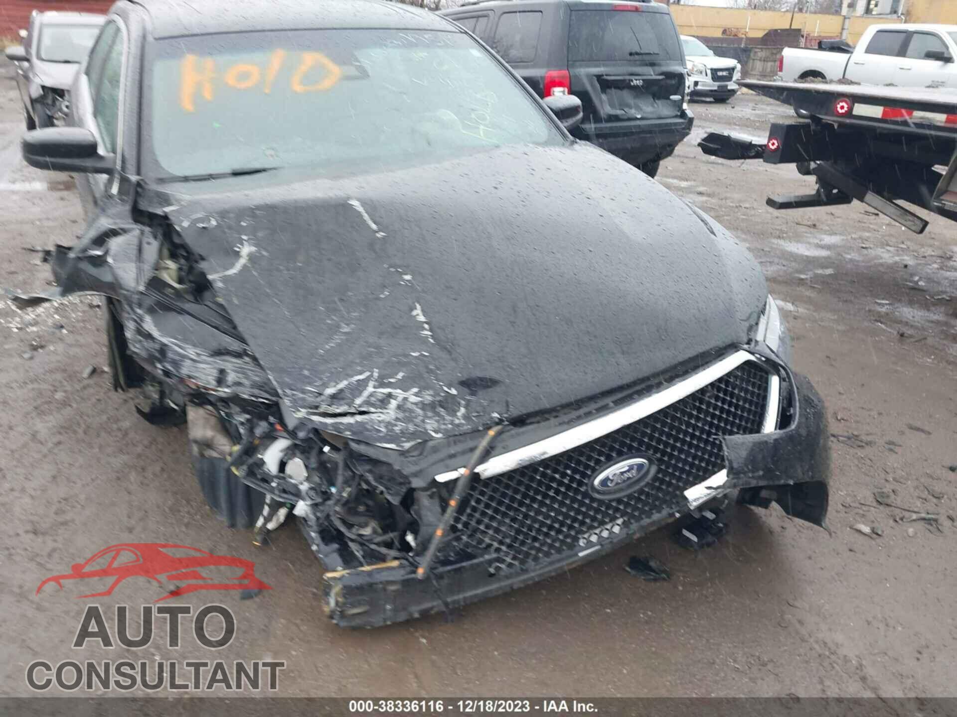FORD TAURUS 2017 - 1FAHP2KT2HG144465