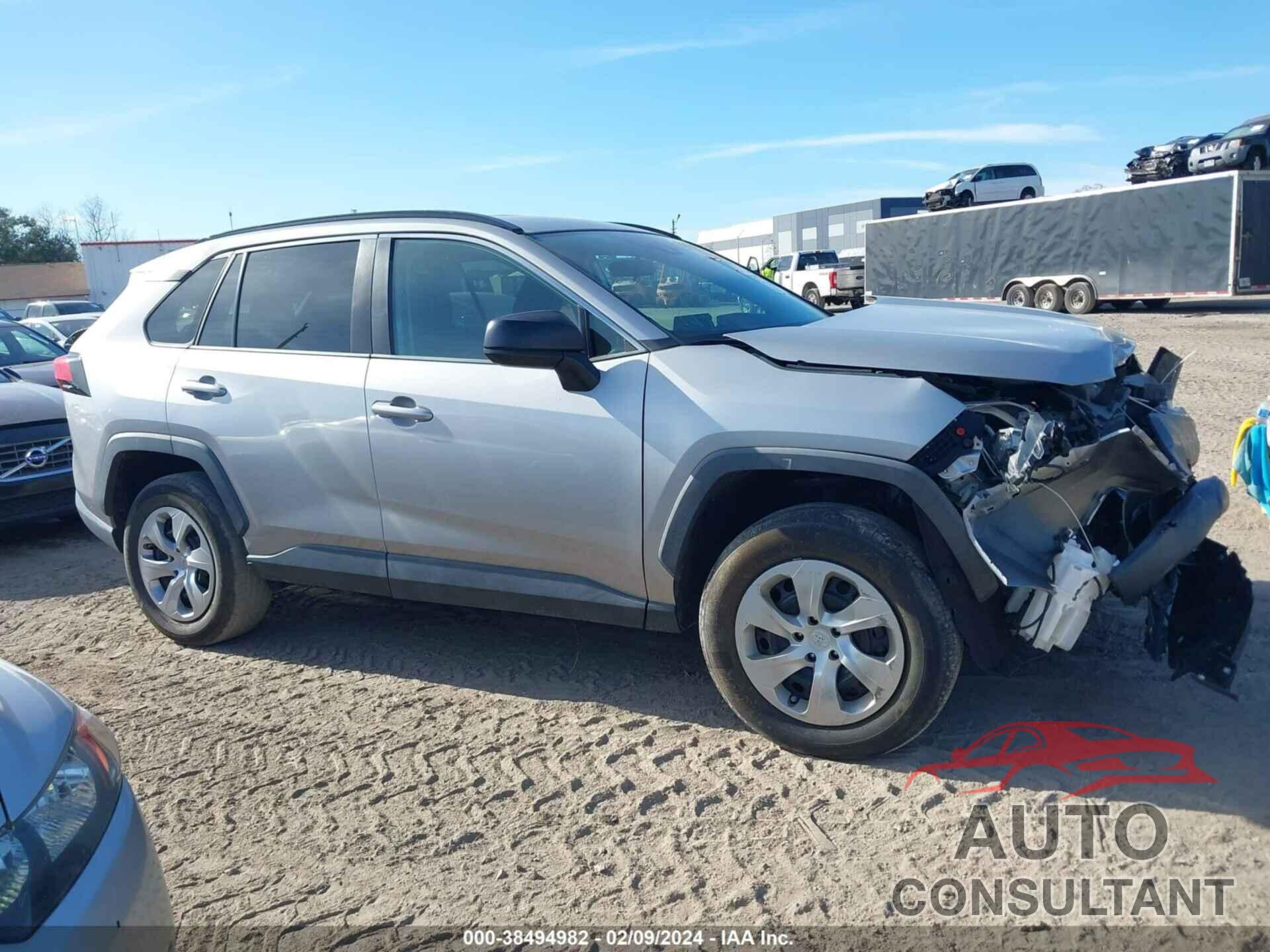 TOYOTA RAV4 2019 - 2T3H1RFV1KW043784