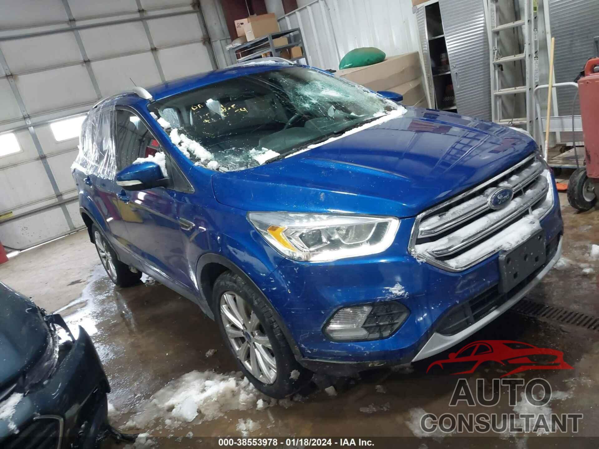 FORD ESCAPE 2017 - 1FMCU9JD2HUE88035