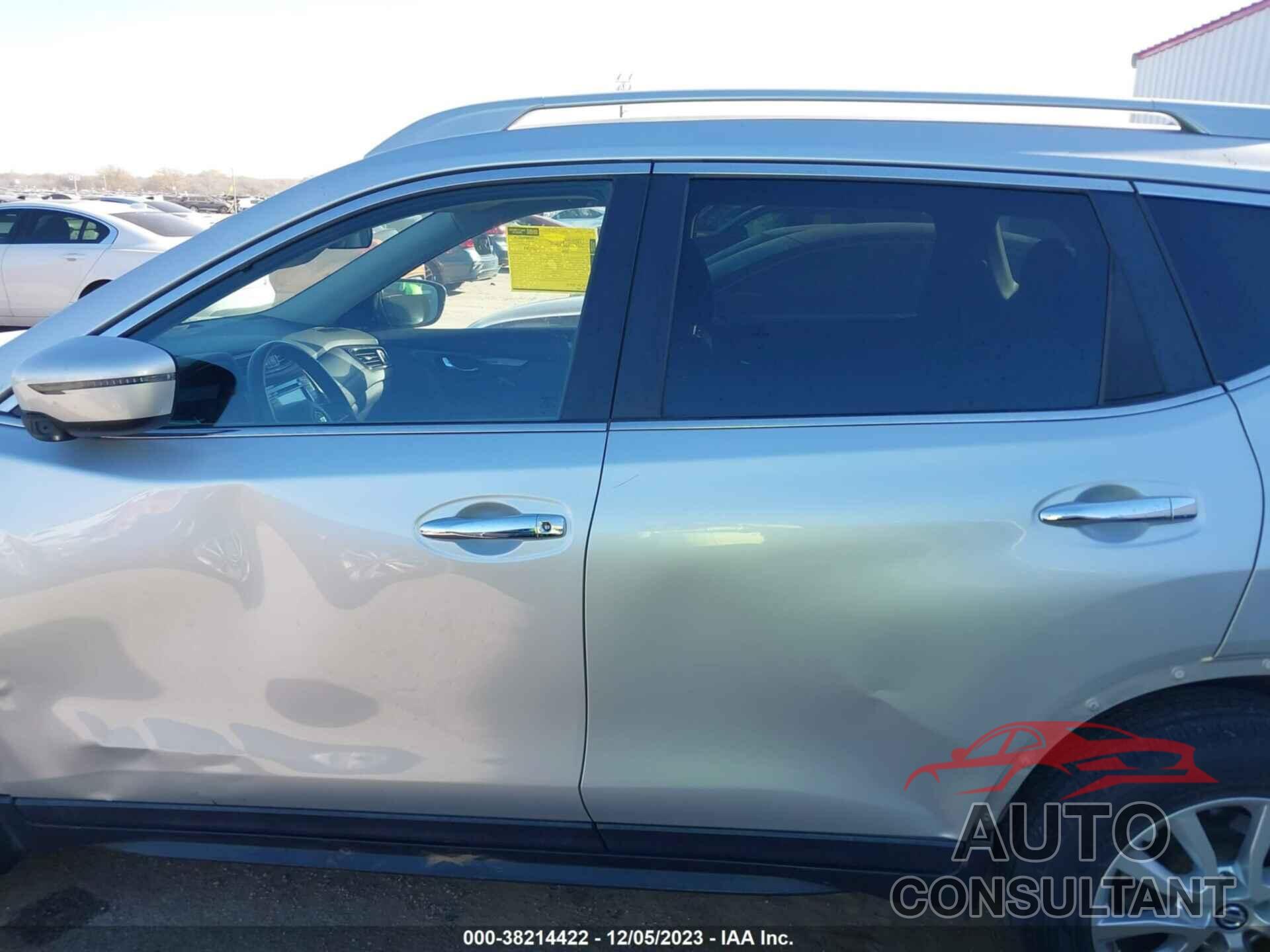 NISSAN ROGUE 2019 - 5N1AT2MT6KC781017