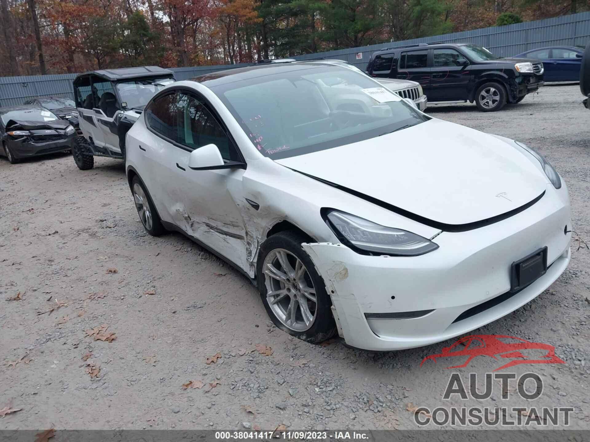 TESLA MODEL Y 2021 - 5YJYGDEE4MF077780