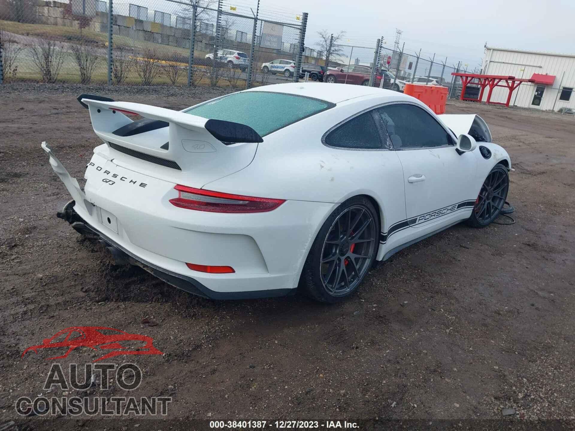PORSCHE 911 2018 - WP0AC2A92JS174274