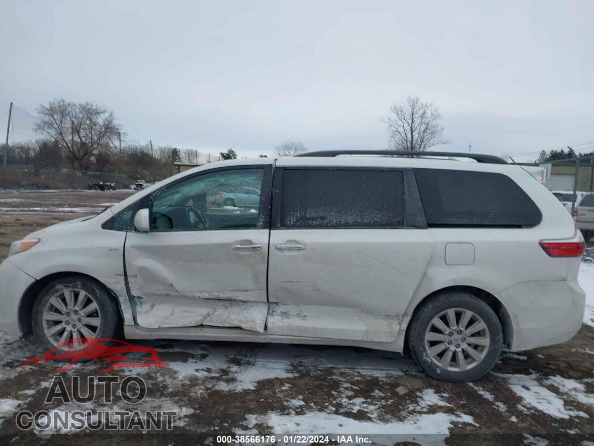 TOYOTA SIENNA 2017 - 5TDDZ3DC4HS147119