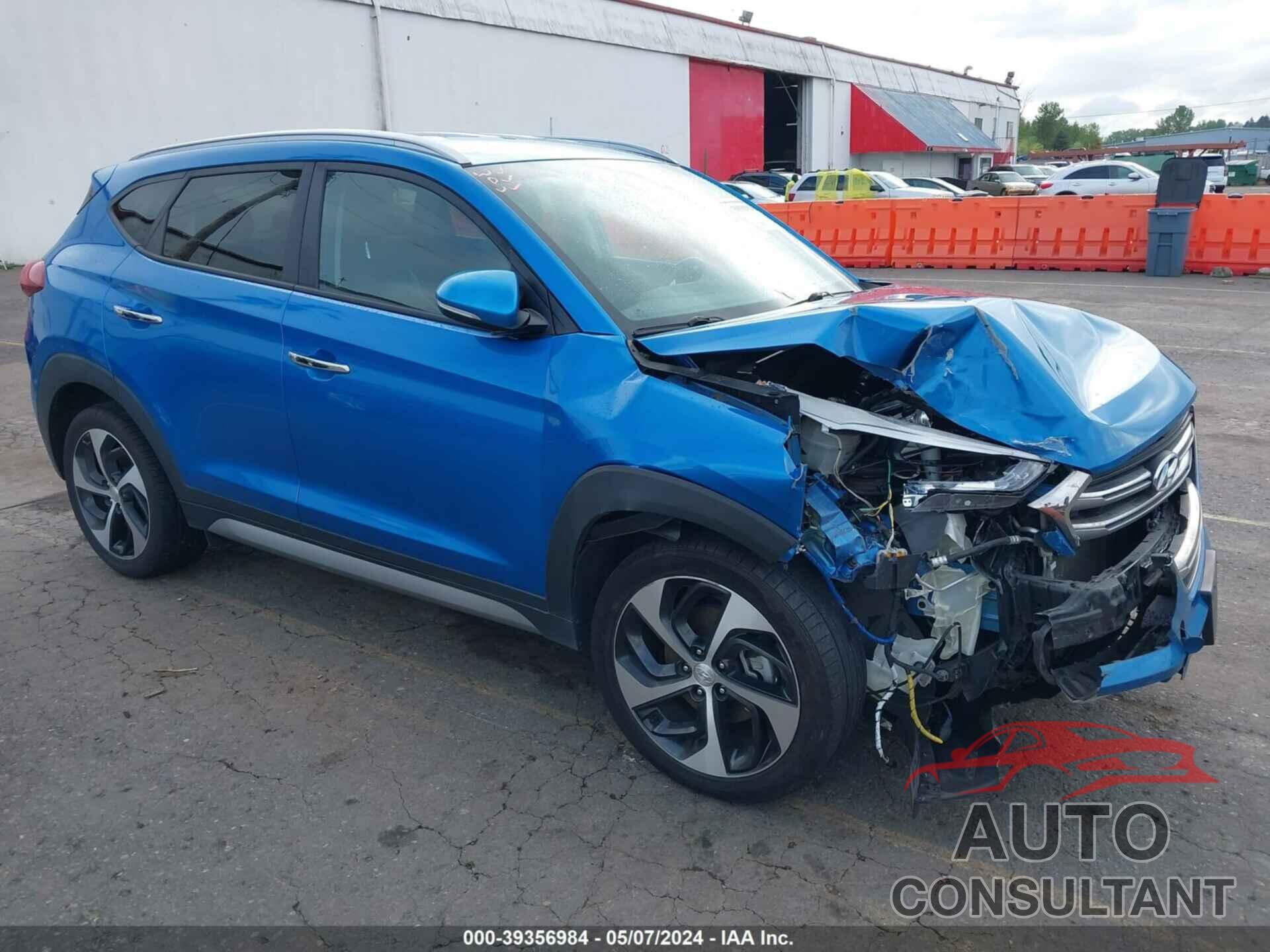 HYUNDAI TUCSON 2017 - KM8J3CA26HU356305