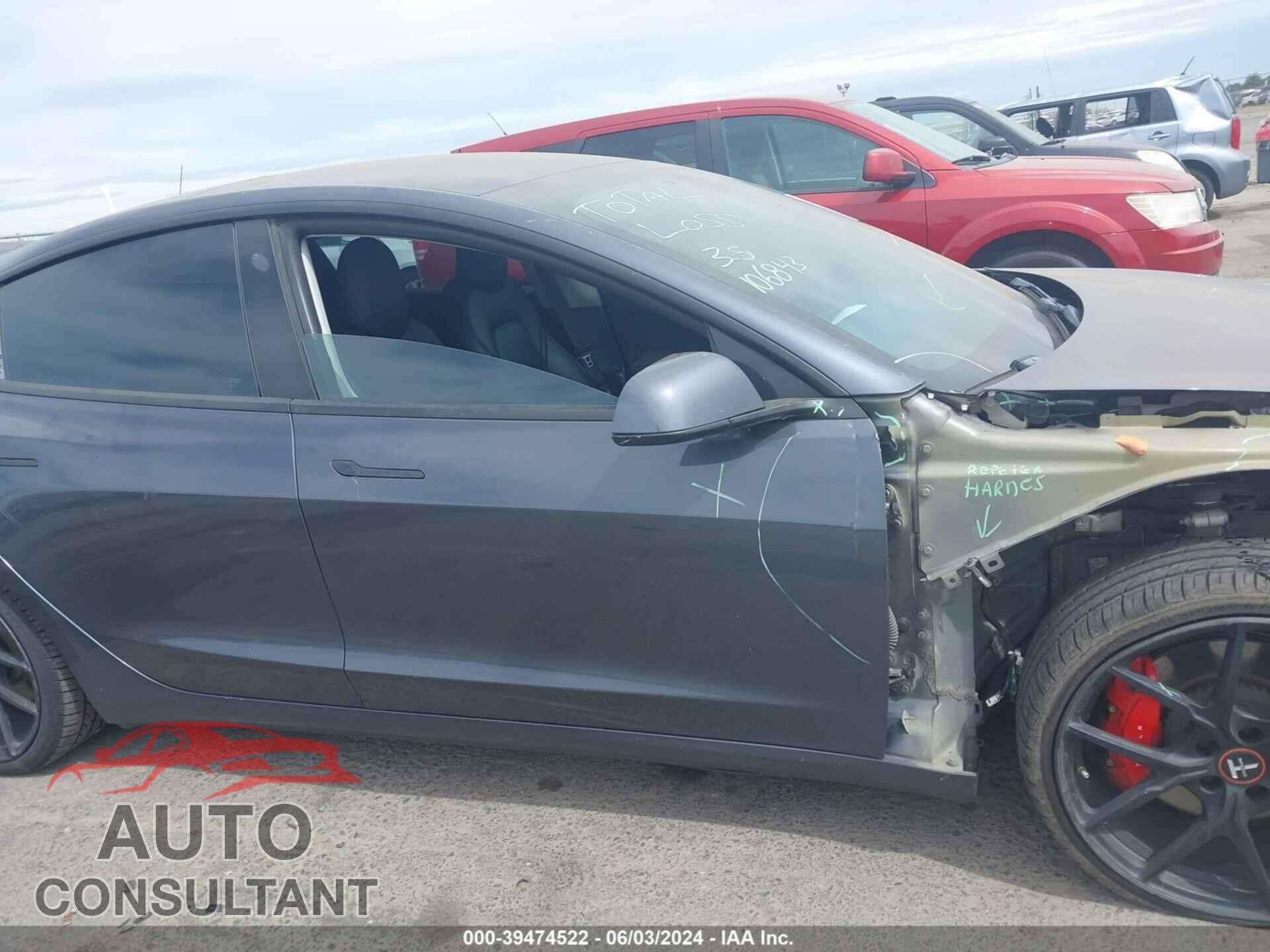 TESLA MODEL 3 2019 - 5YJ3E1EB6KF438430