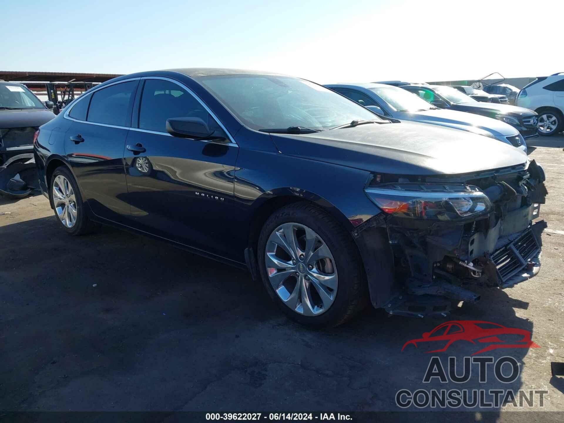 CHEVROLET MALIBU 2018 - 1G1ZB5ST0JF115632