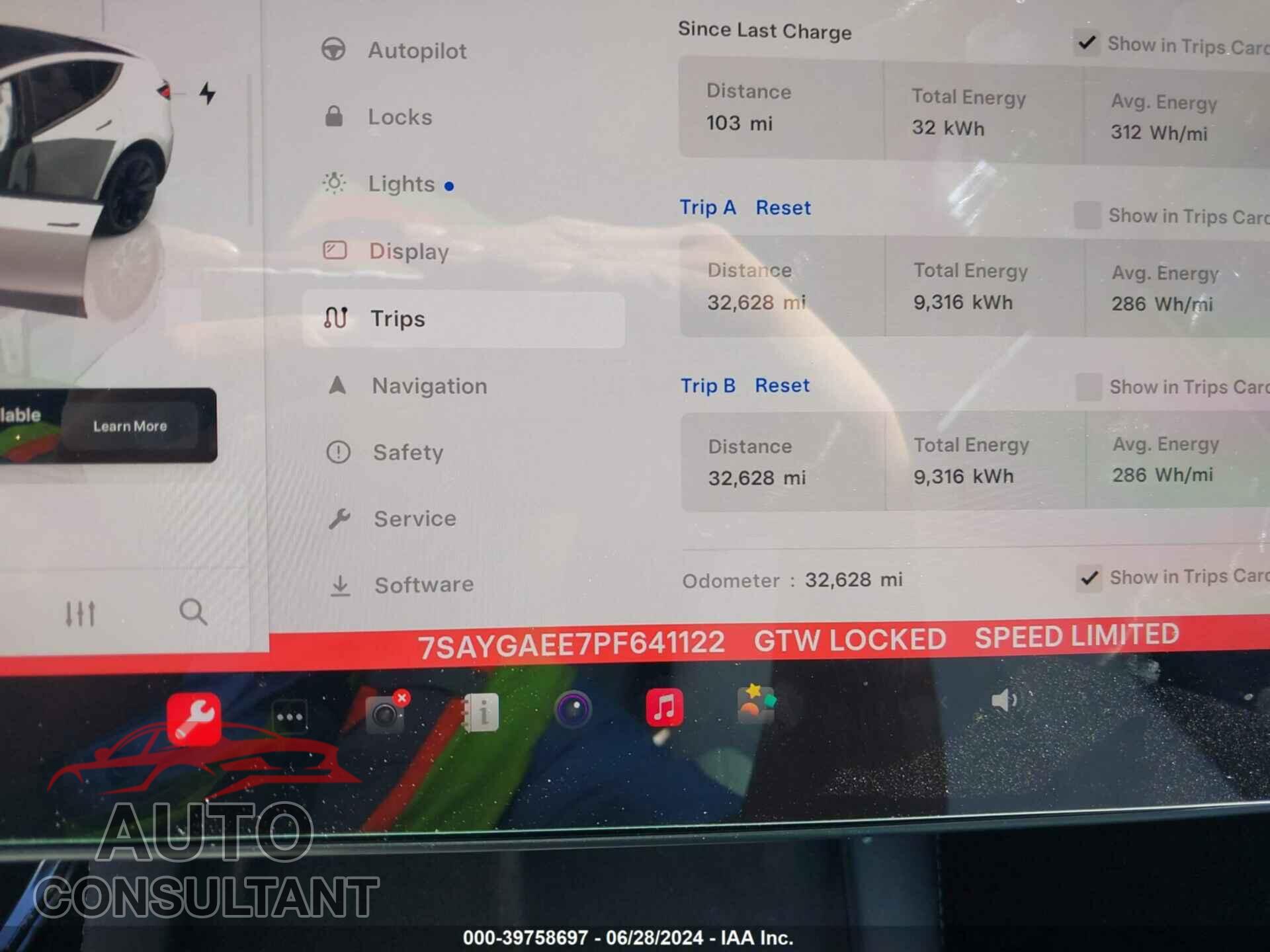 TESLA MODEL Y 2023 - 7SAYGAEE7PF641122