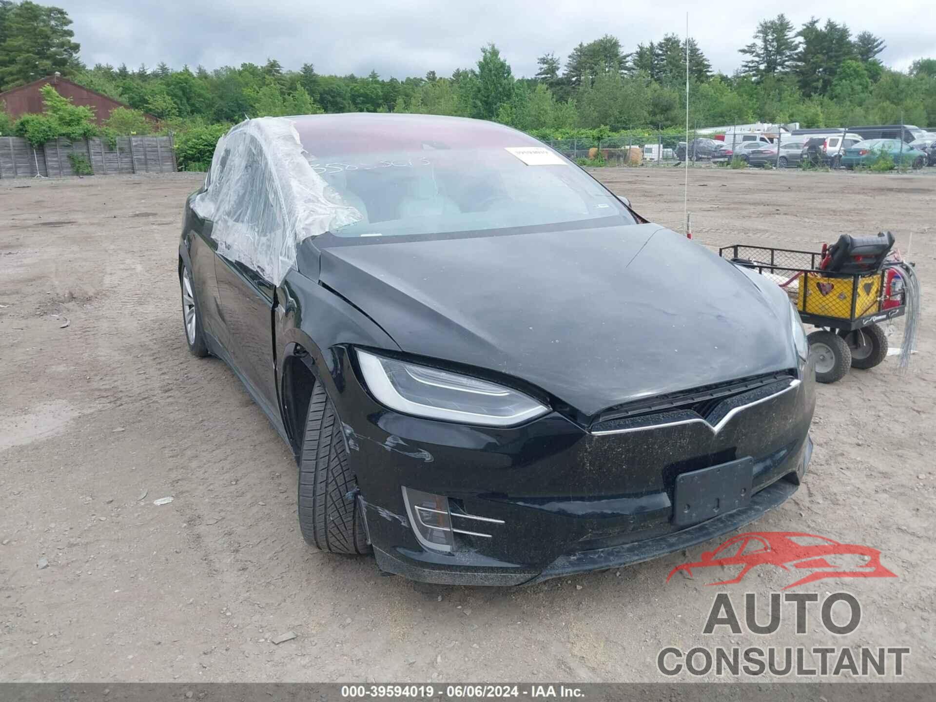 TESLA MODEL X 2016 - 5YJXCBE25GF004715