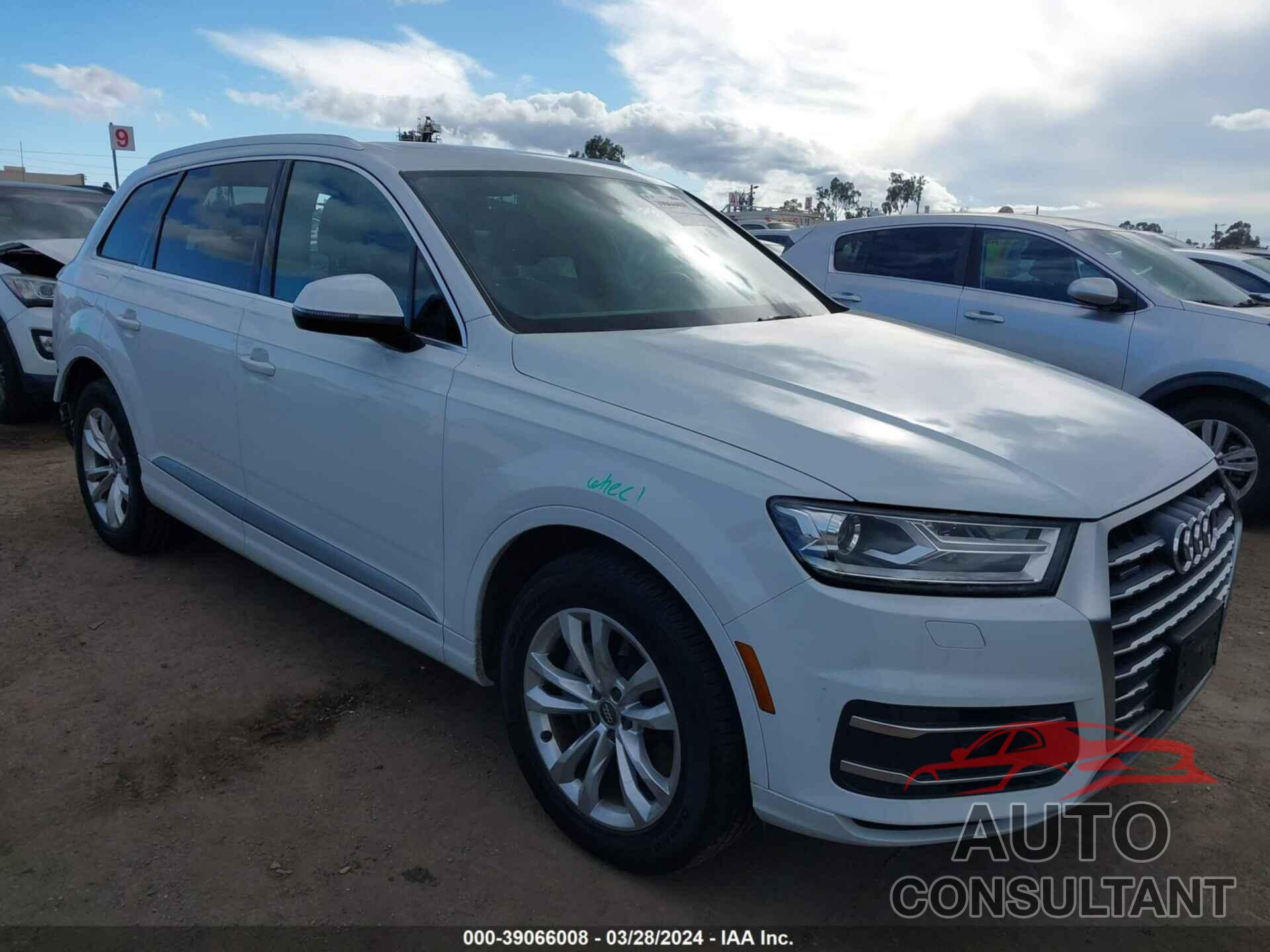 AUDI Q7 2019 - WA1AAAF72KD001894