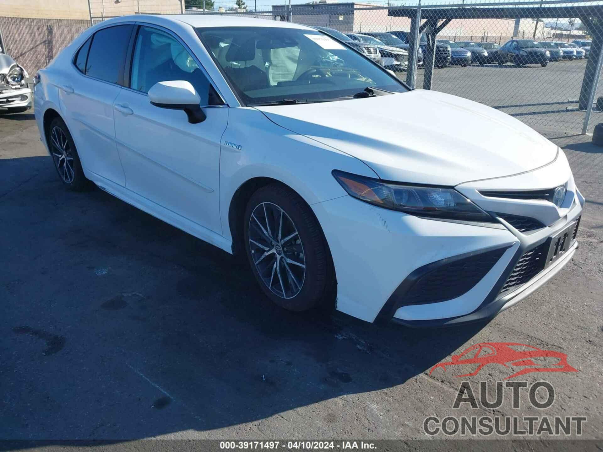 TOYOTA CAMRY 2021 - 4T1G31AK2MU561550