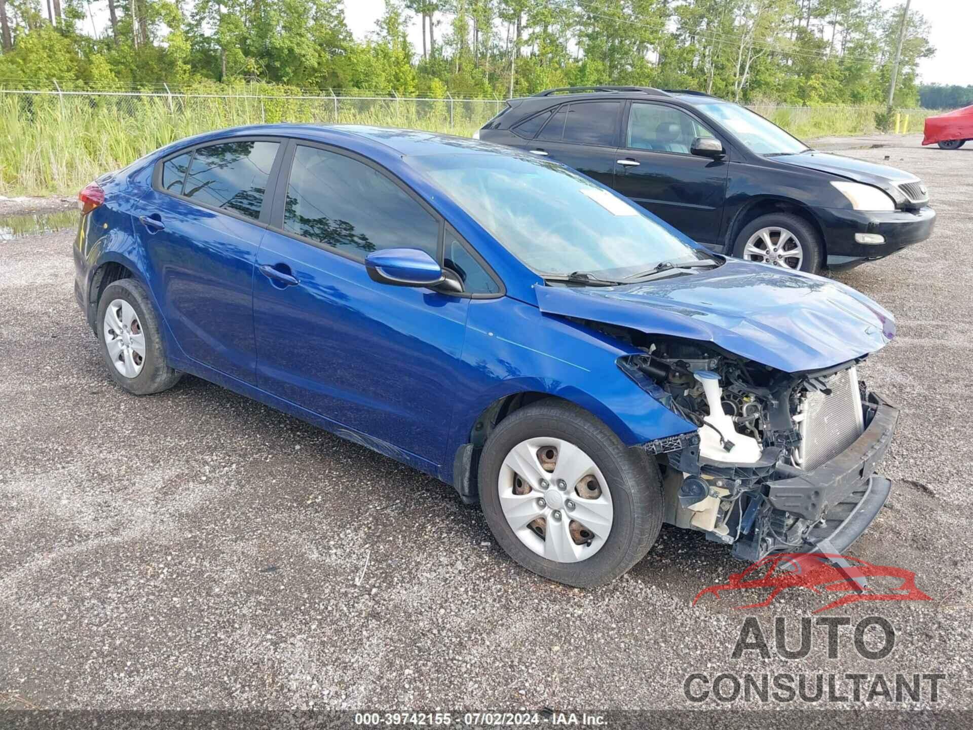 KIA FORTE 2018 - 3KPFK4A76JE268017